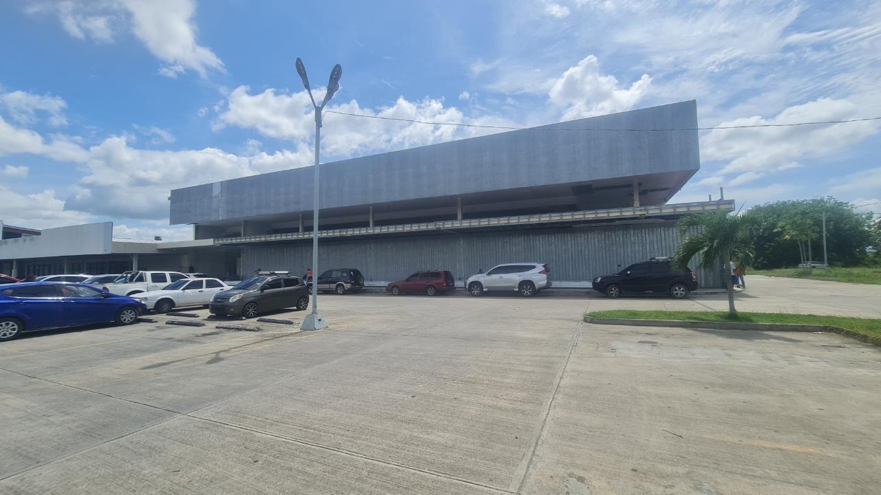 com-000049e3-05.jpg