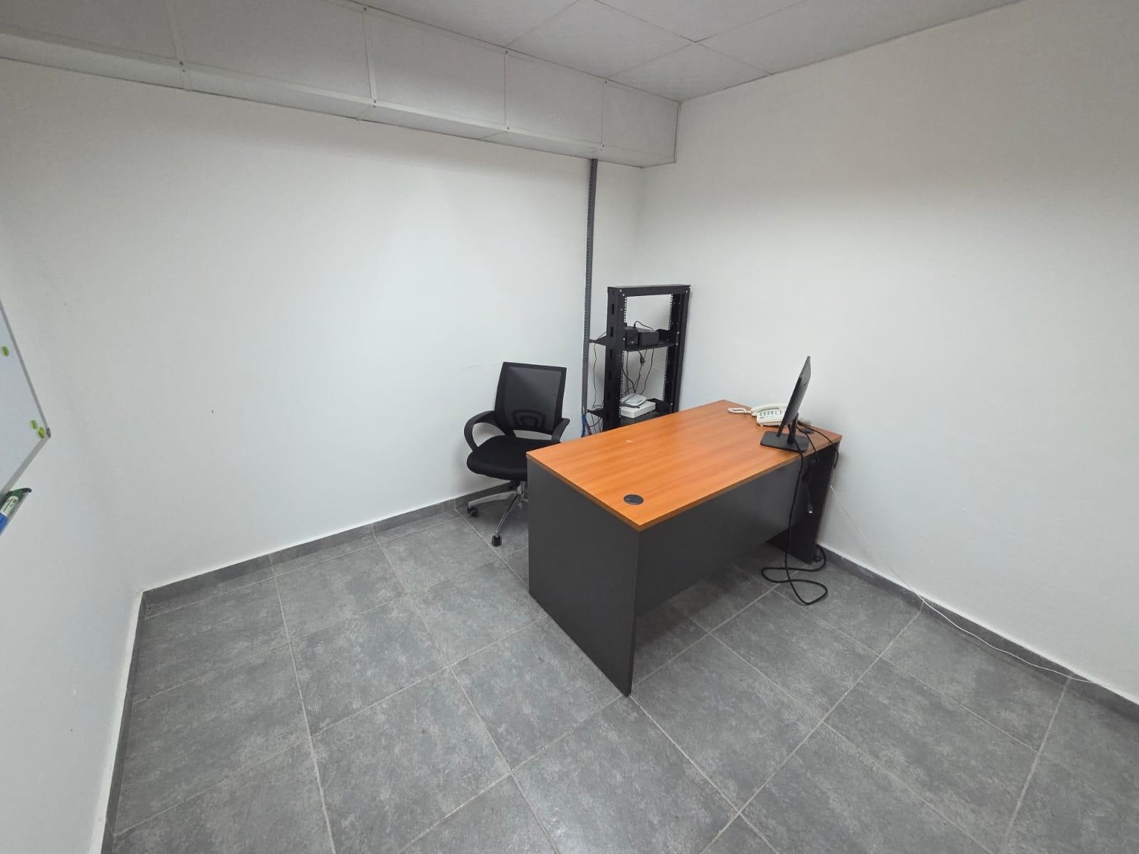 com-000059a1-03.jpg