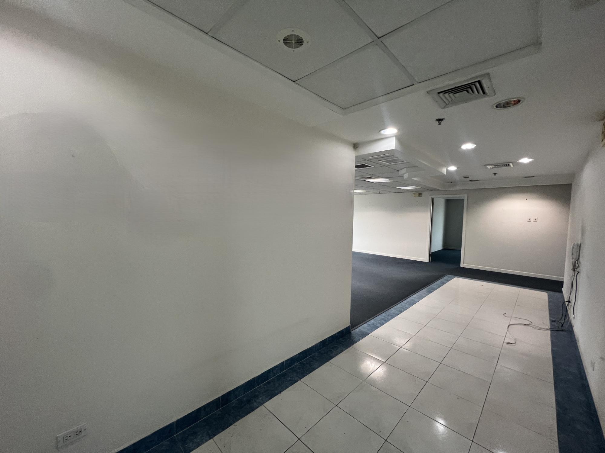 com-00005c1e-09.jpg
