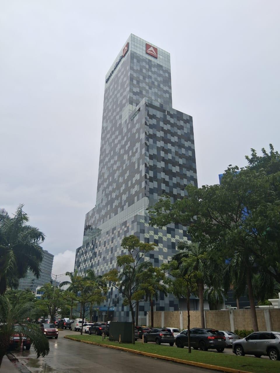 com-00005f0f-01.jpg