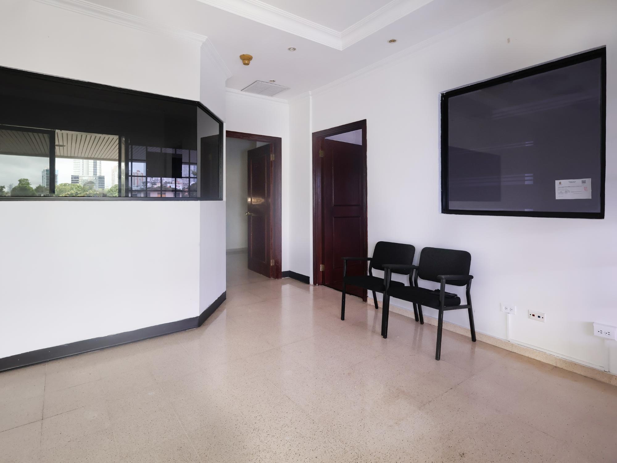 com-00005f19-13.jpg