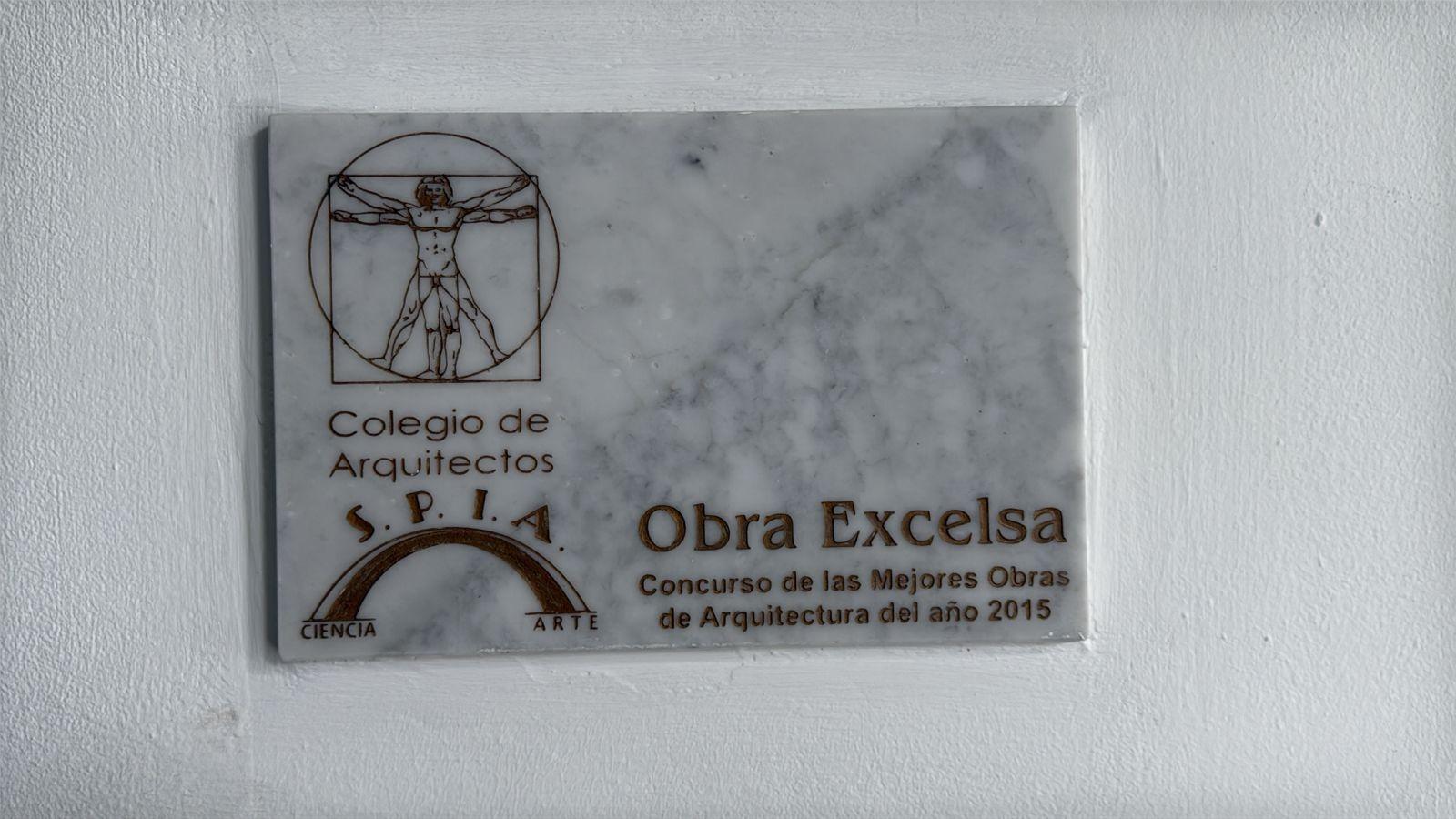 com-00006212-12.jpg