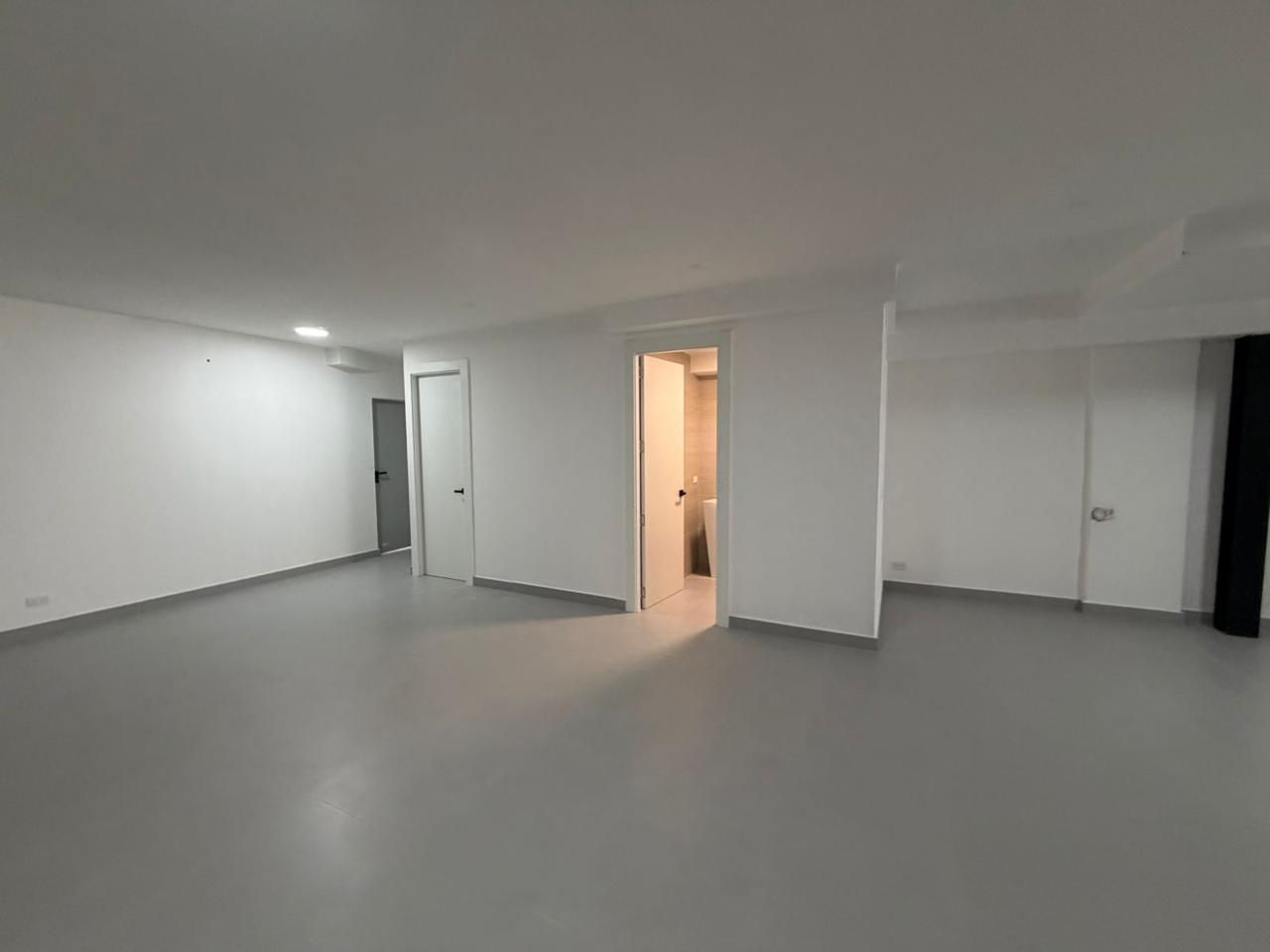 com-000062c1-07.jpg