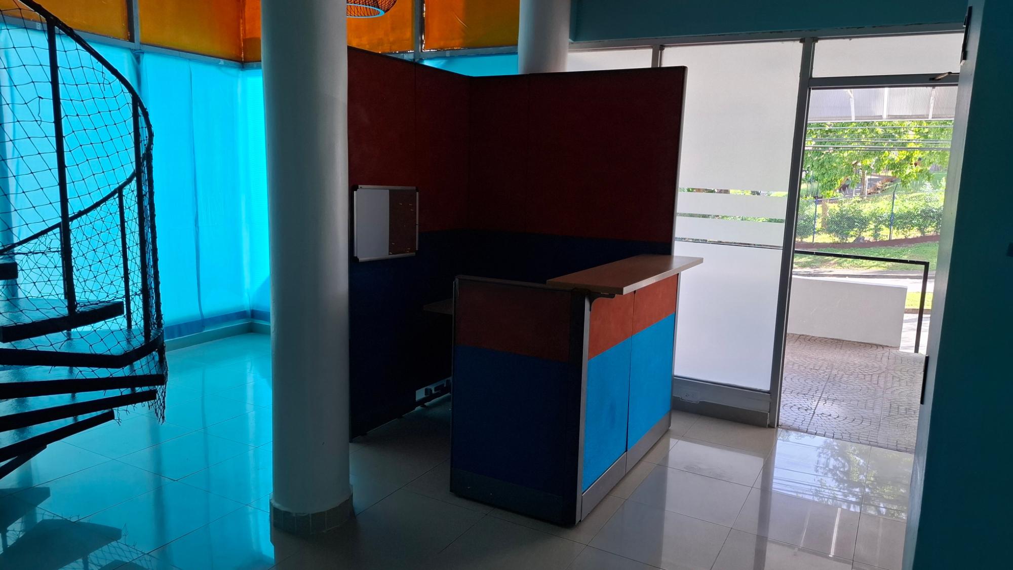 com-00006369-01.jpg