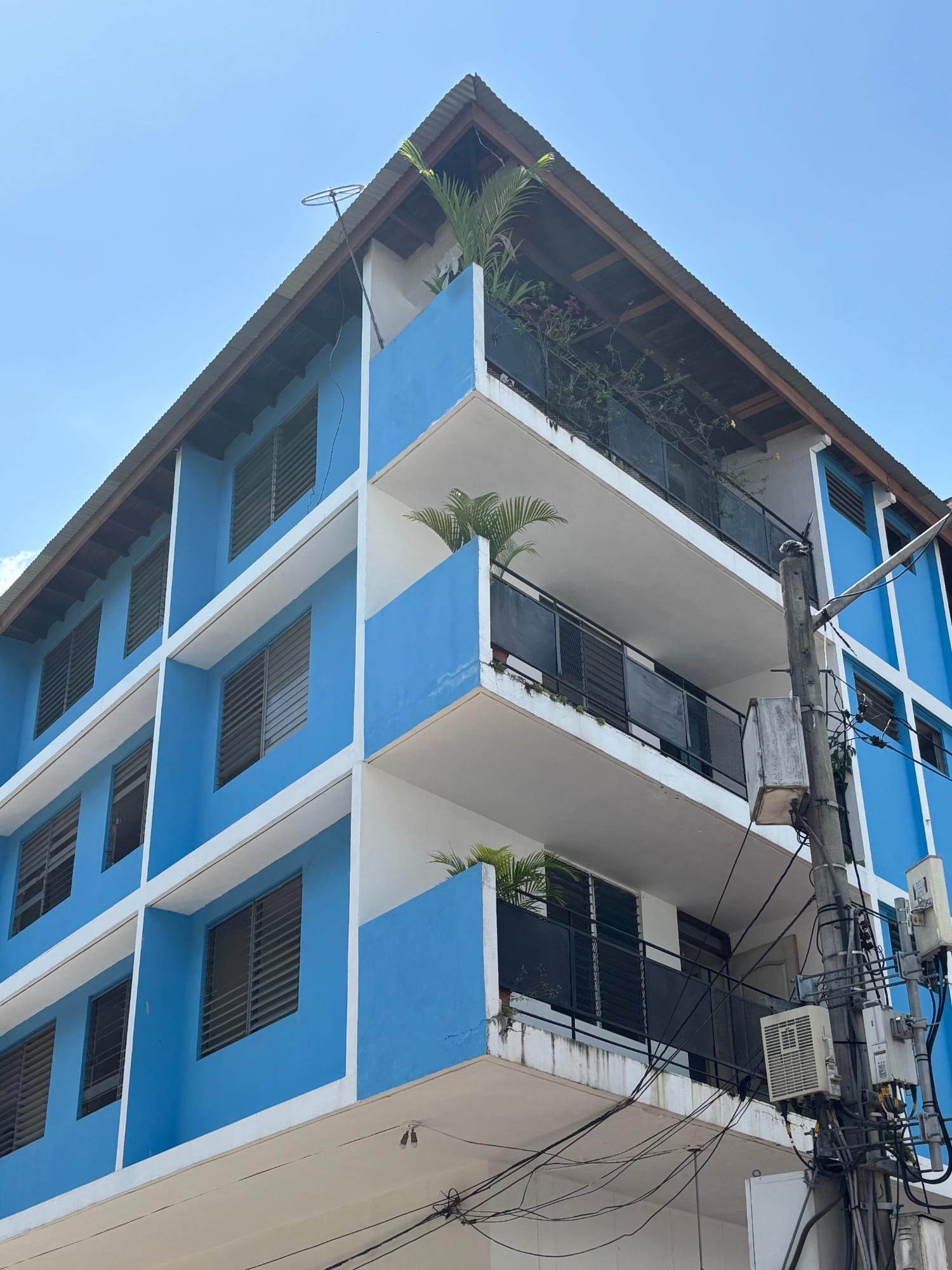 com-000063c8-02.jpg