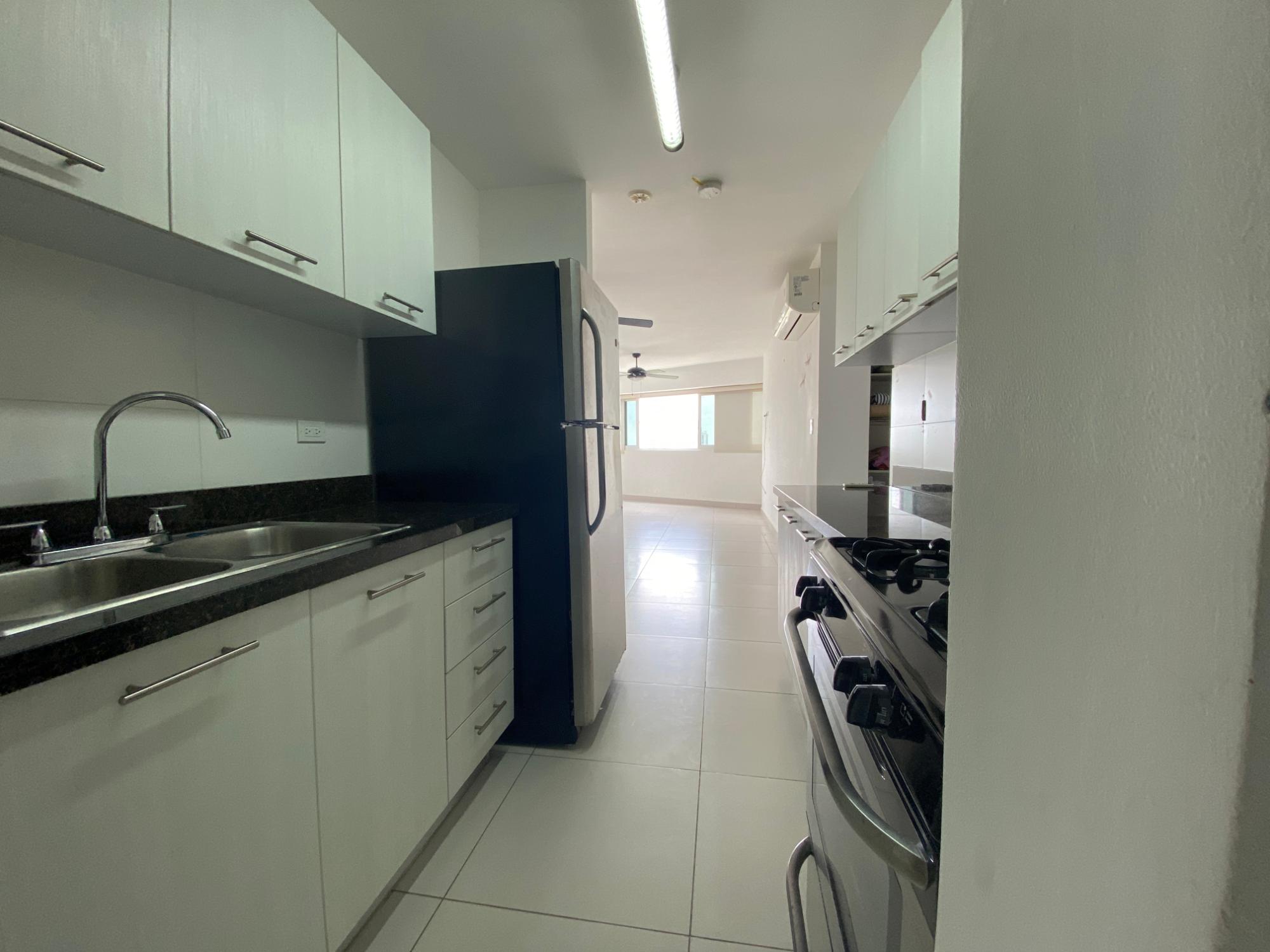 res-00005831-03.jpg