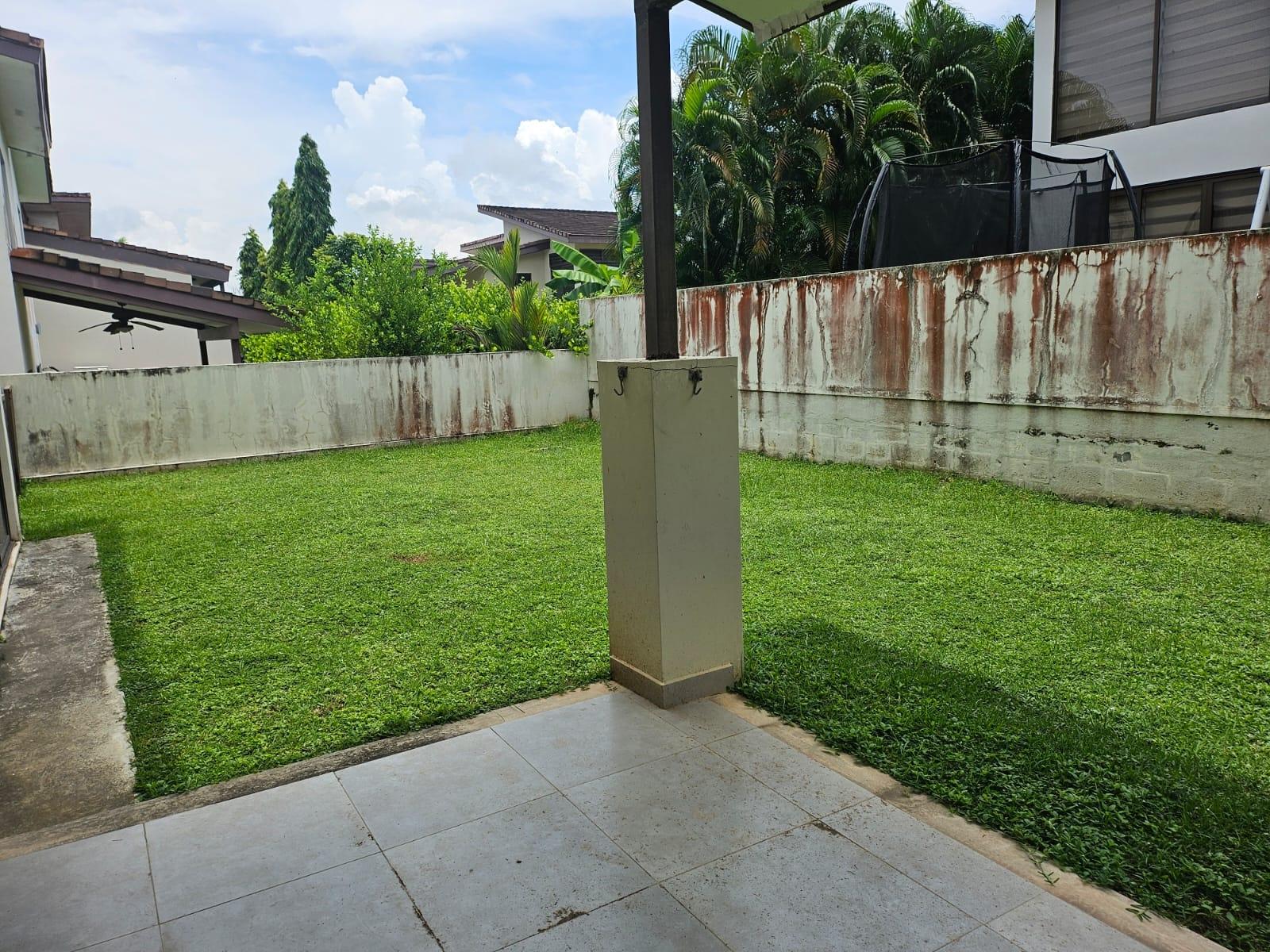 res-000059f5-18.jpg