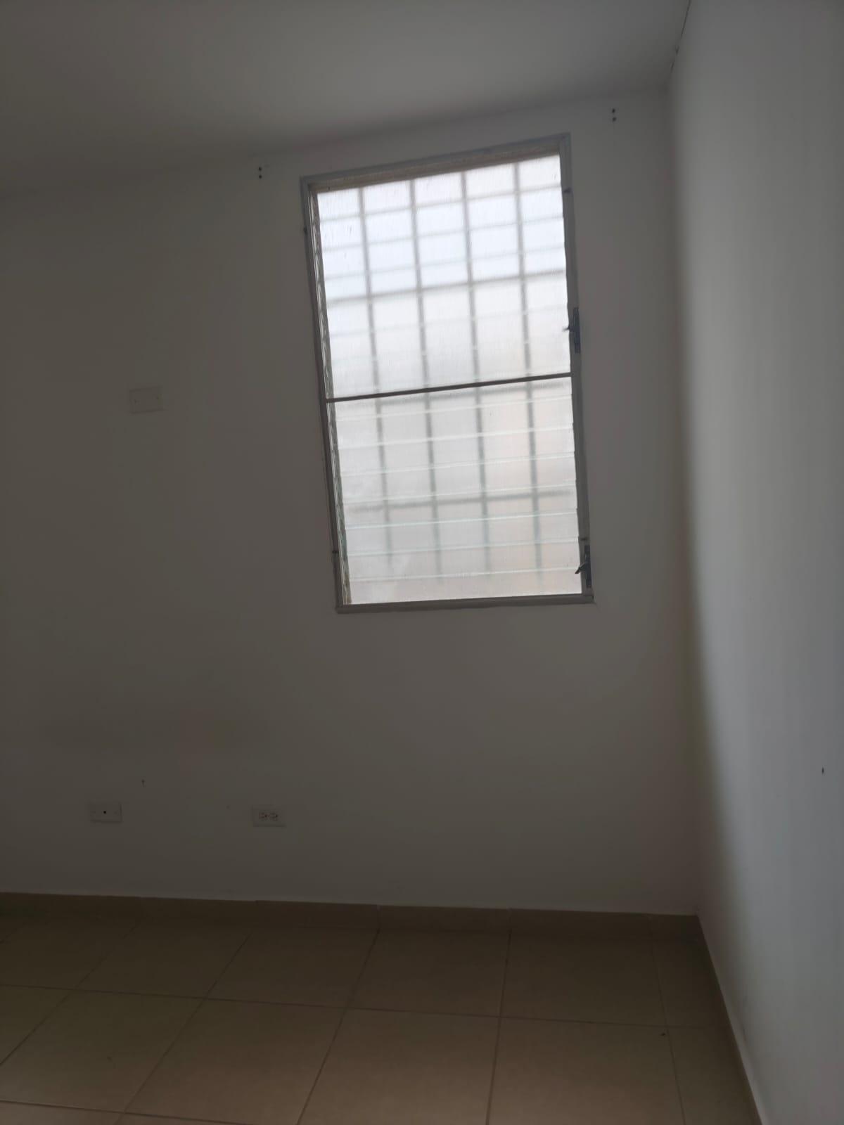res-00005b4b-10.jpg