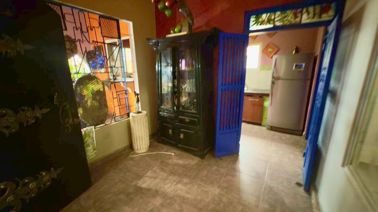 res-00005c4e-06.jpg