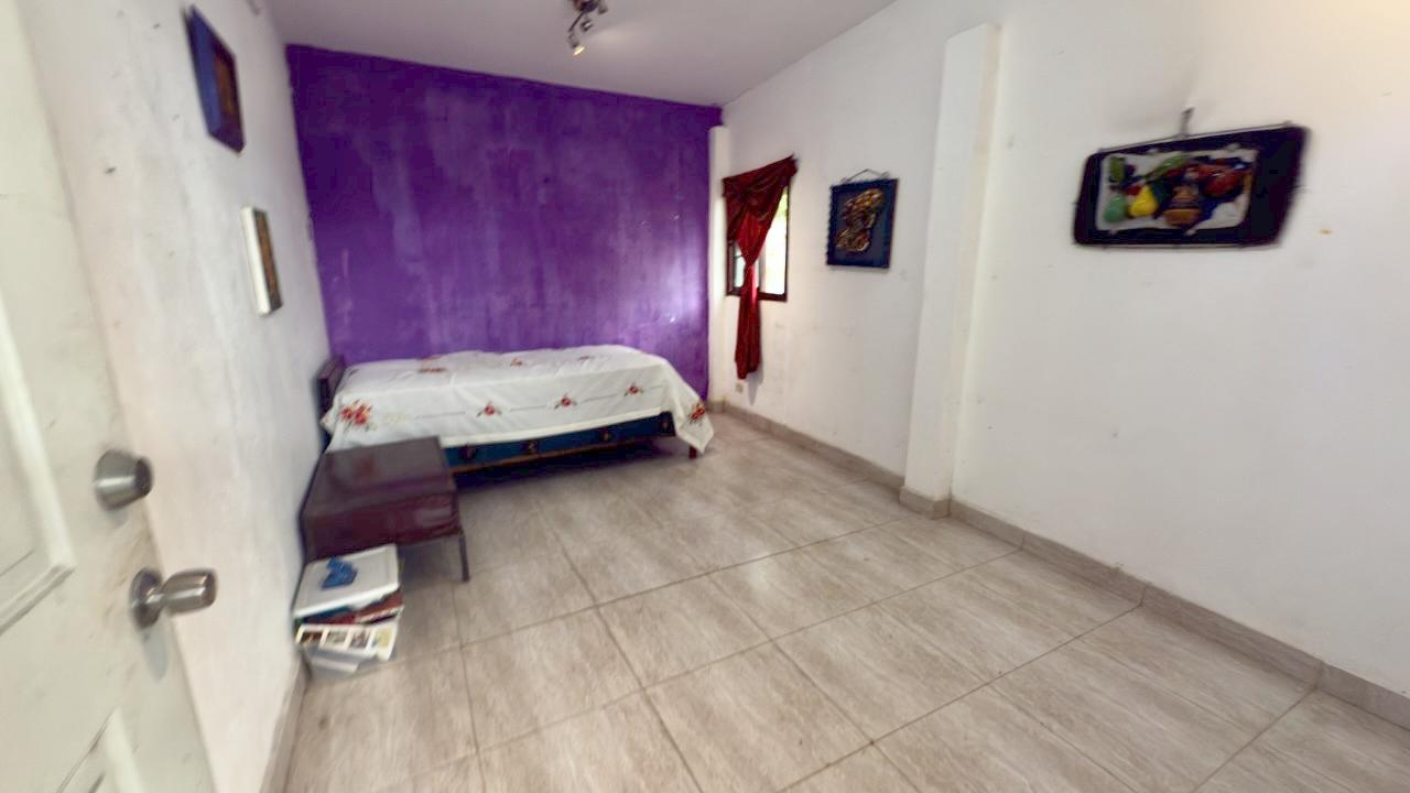 res-00005c4e-08.jpg