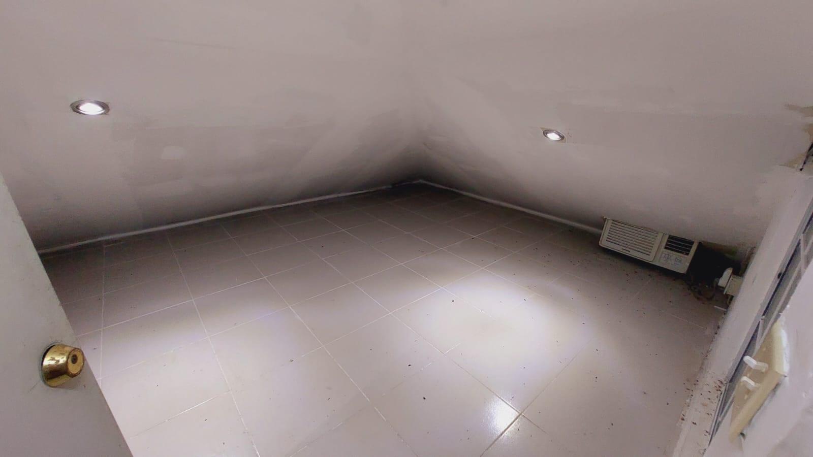 res-00005d18-16.jpg