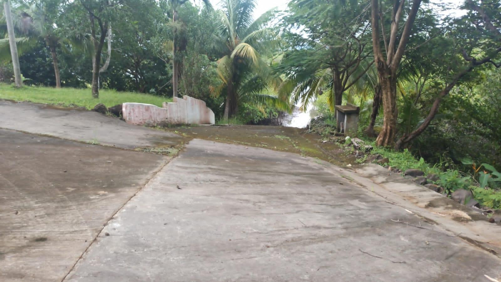 res-00005d4a-07.jpg