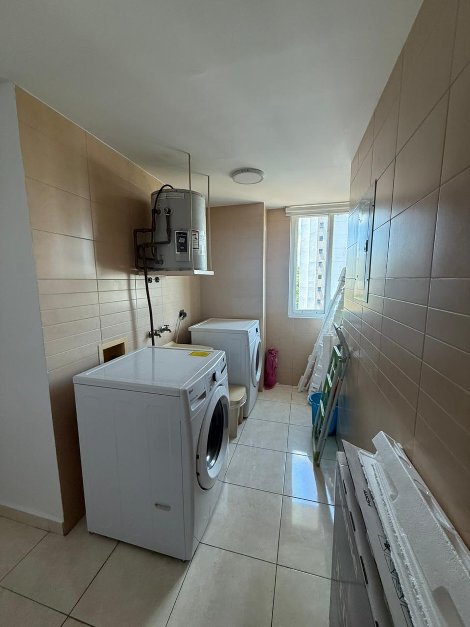 res-00005f48-10.jpg