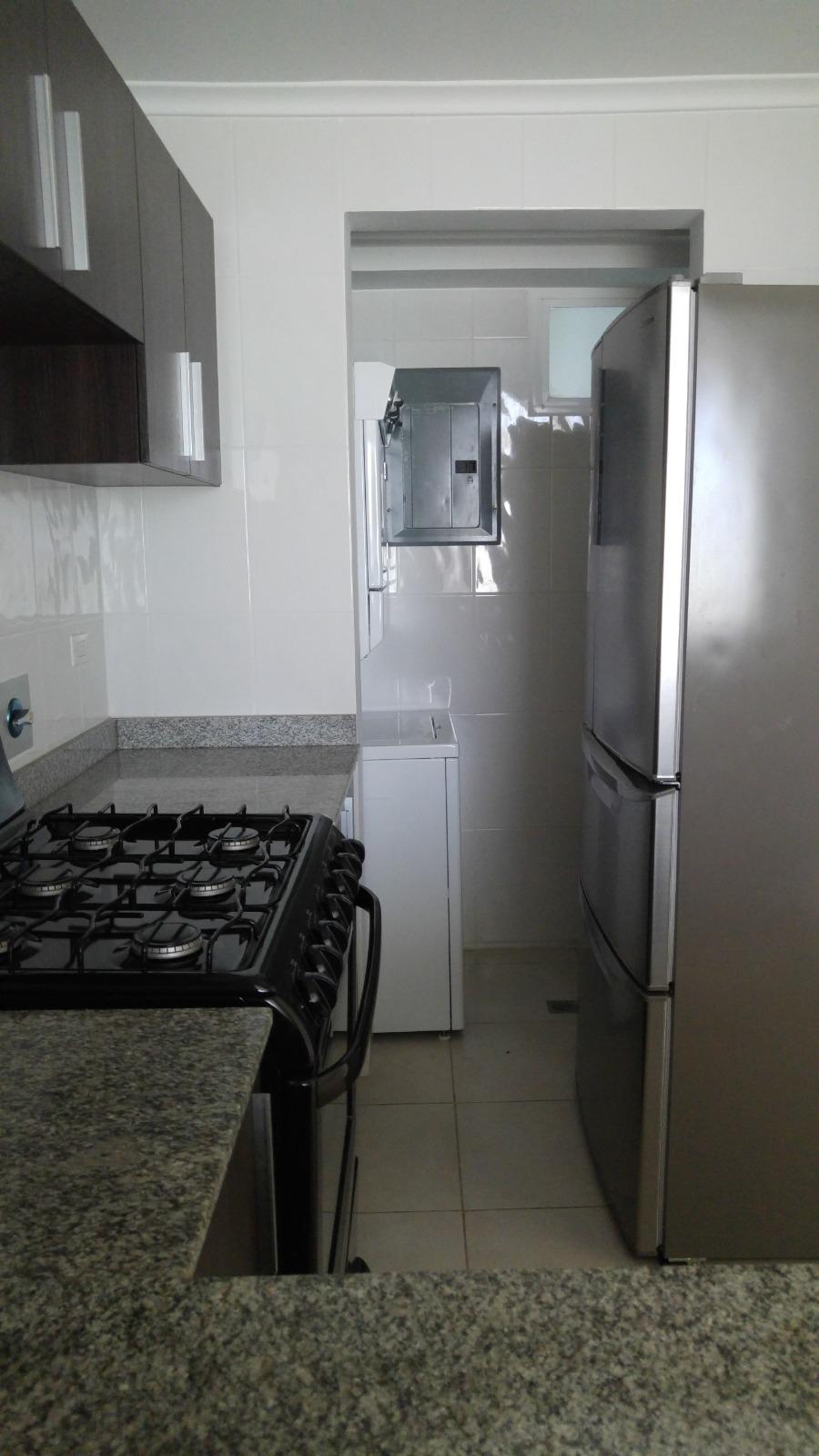 res-00005f4f-07.jpg