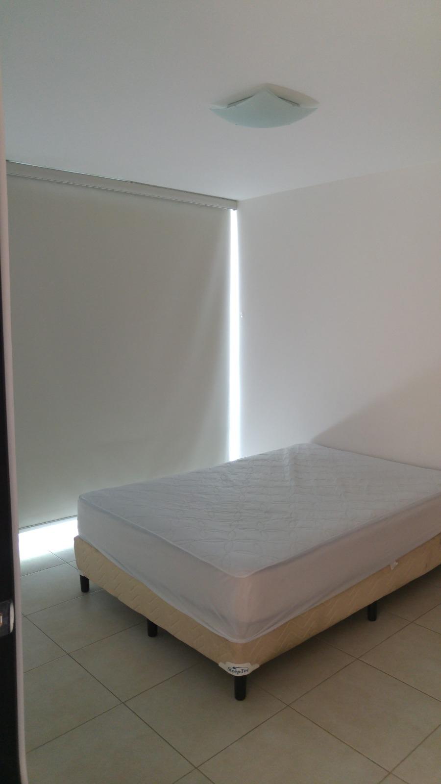 res-00005f4f-08.jpg