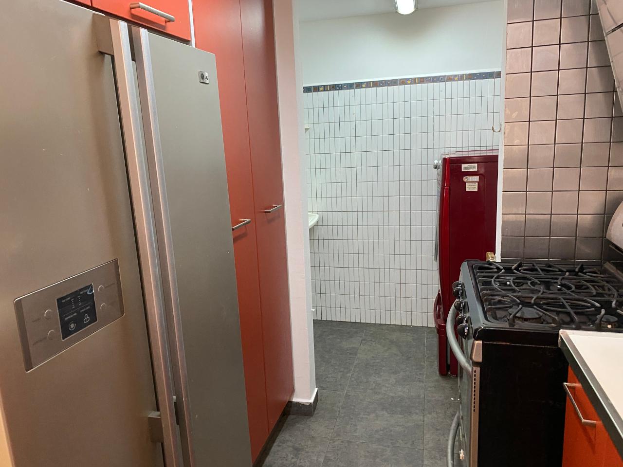 res-00005f97-05.jpg