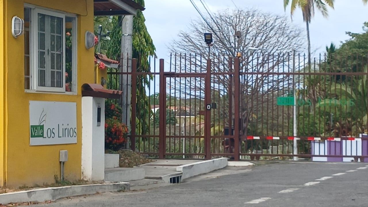 res-00005fe4-15.jpg