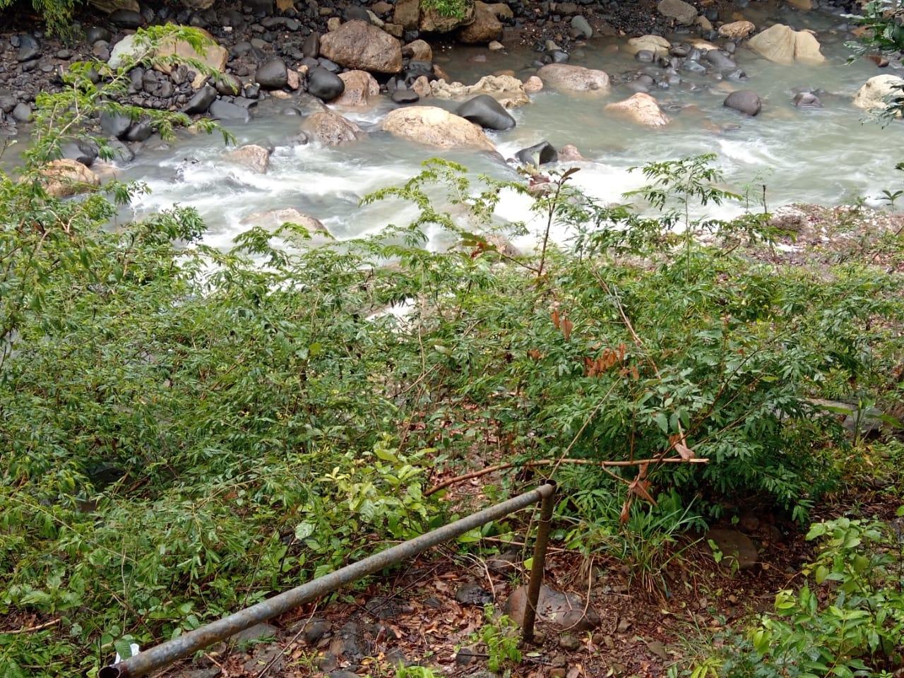 res-0000600c-07.jpg