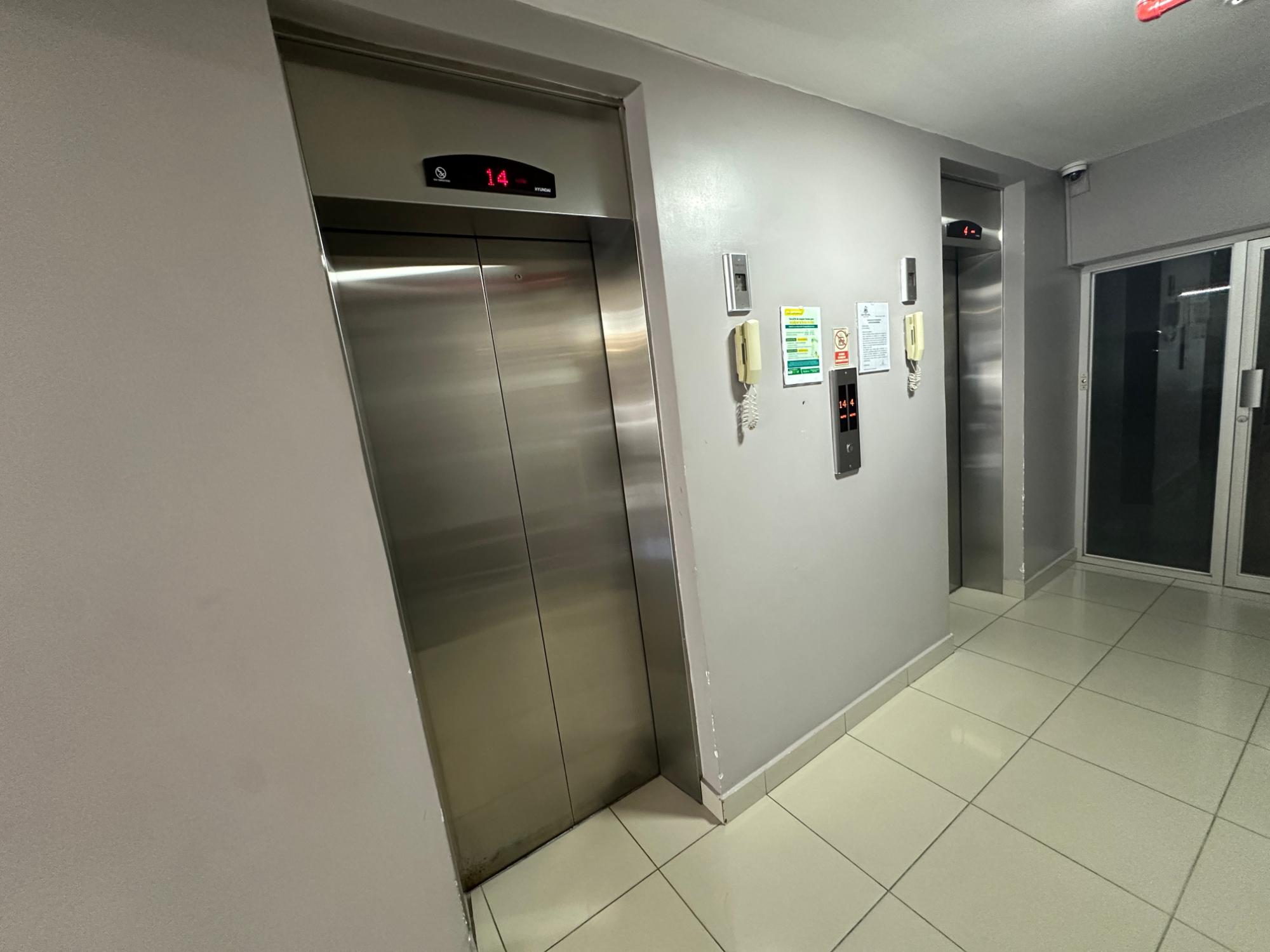 res-00006053-08.jpg