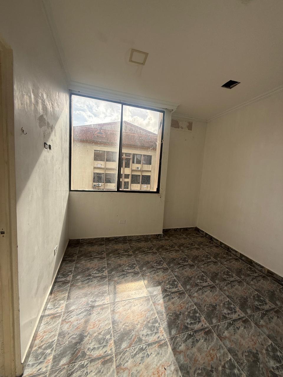 res-00006081-05.jpg