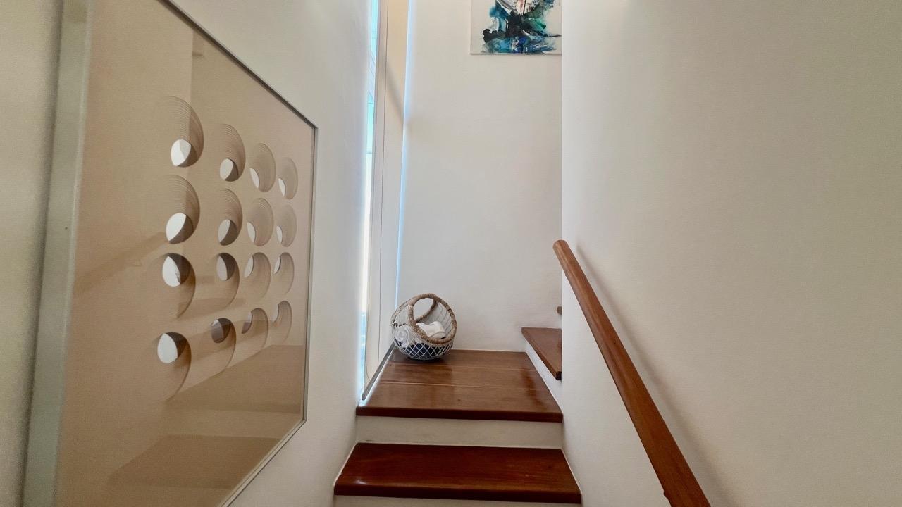 res-00006098-15.jpg
