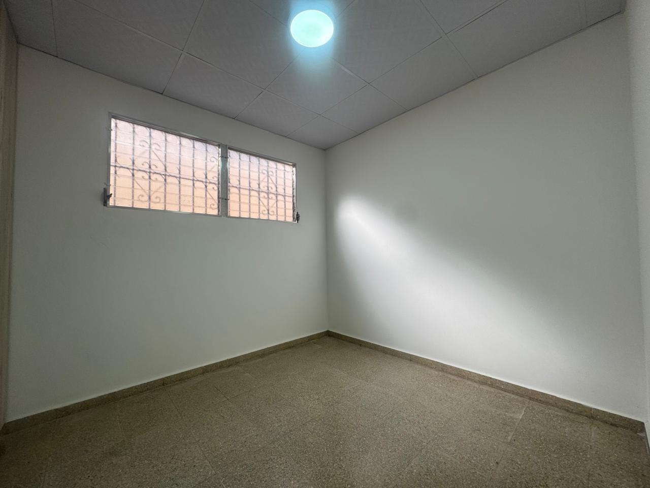 res-00006099-12.jpg