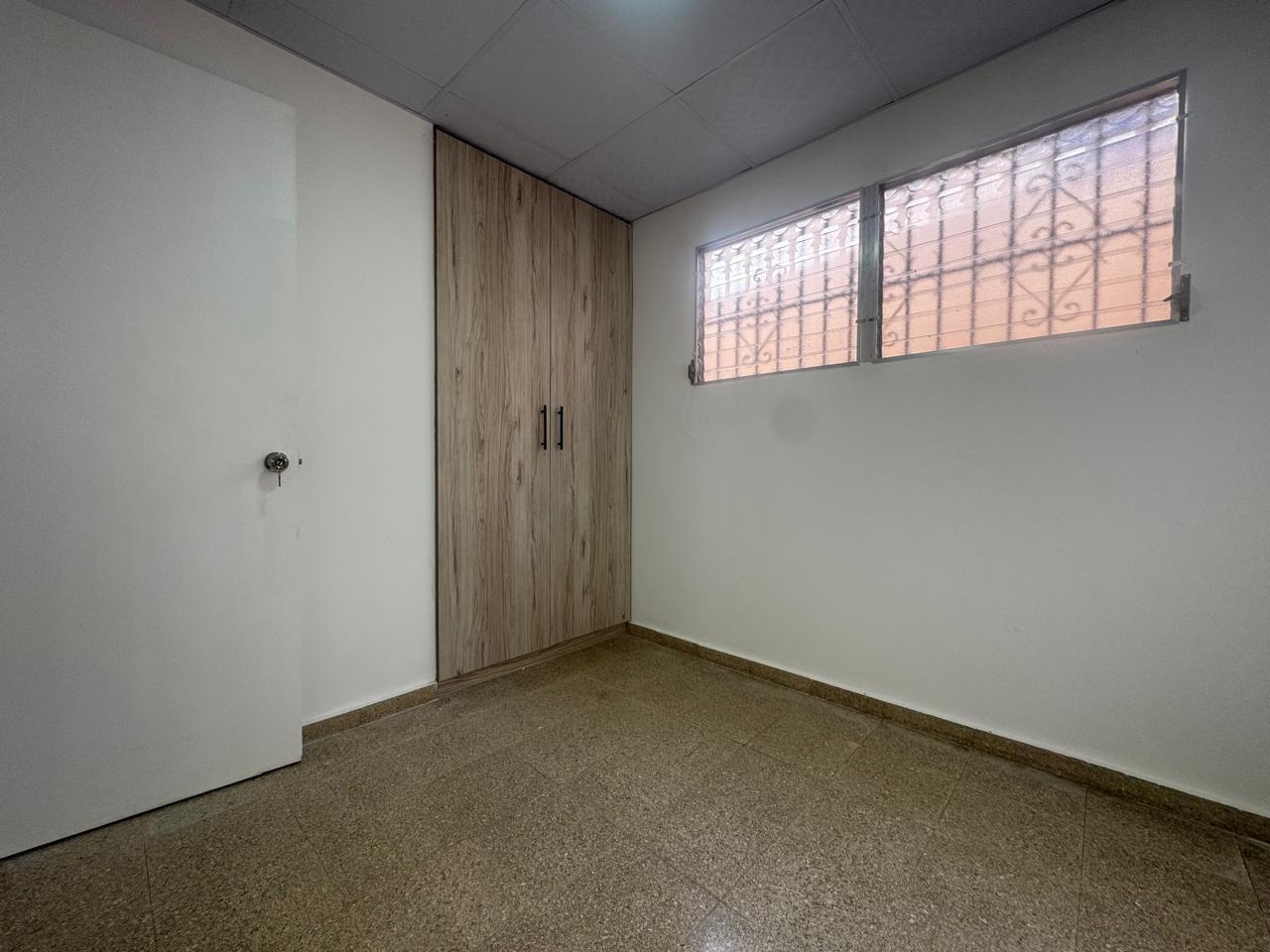 res-00006099-13.jpg