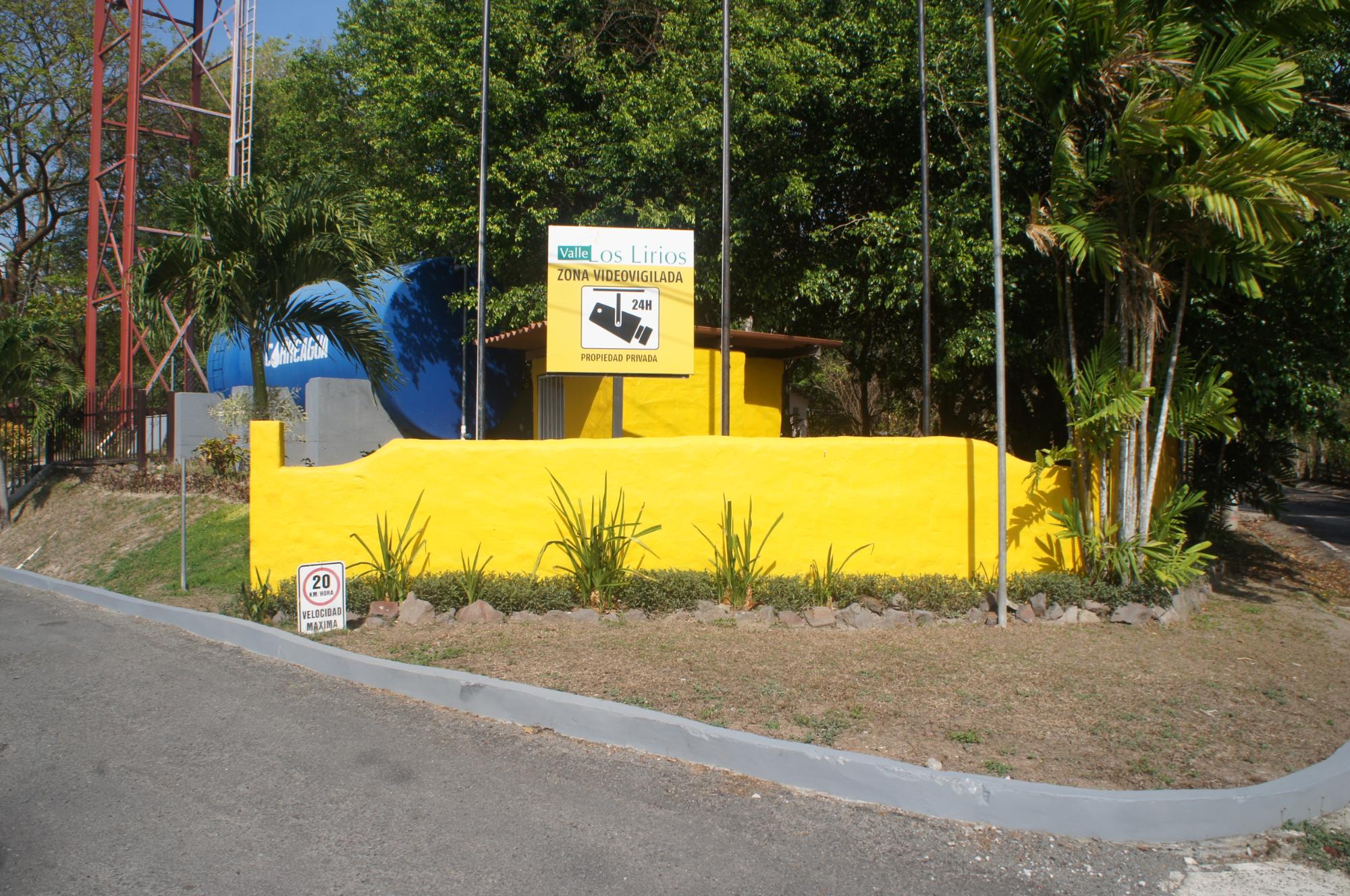 res-000060cb-02.jpg