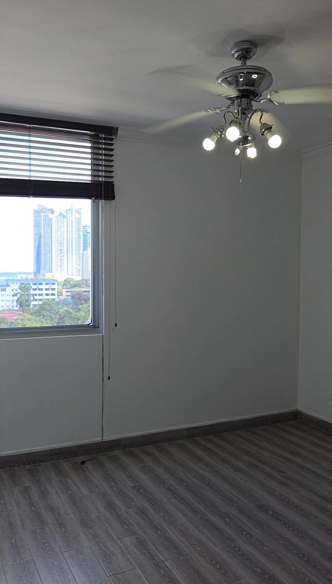 res-000060fb-08.jpg