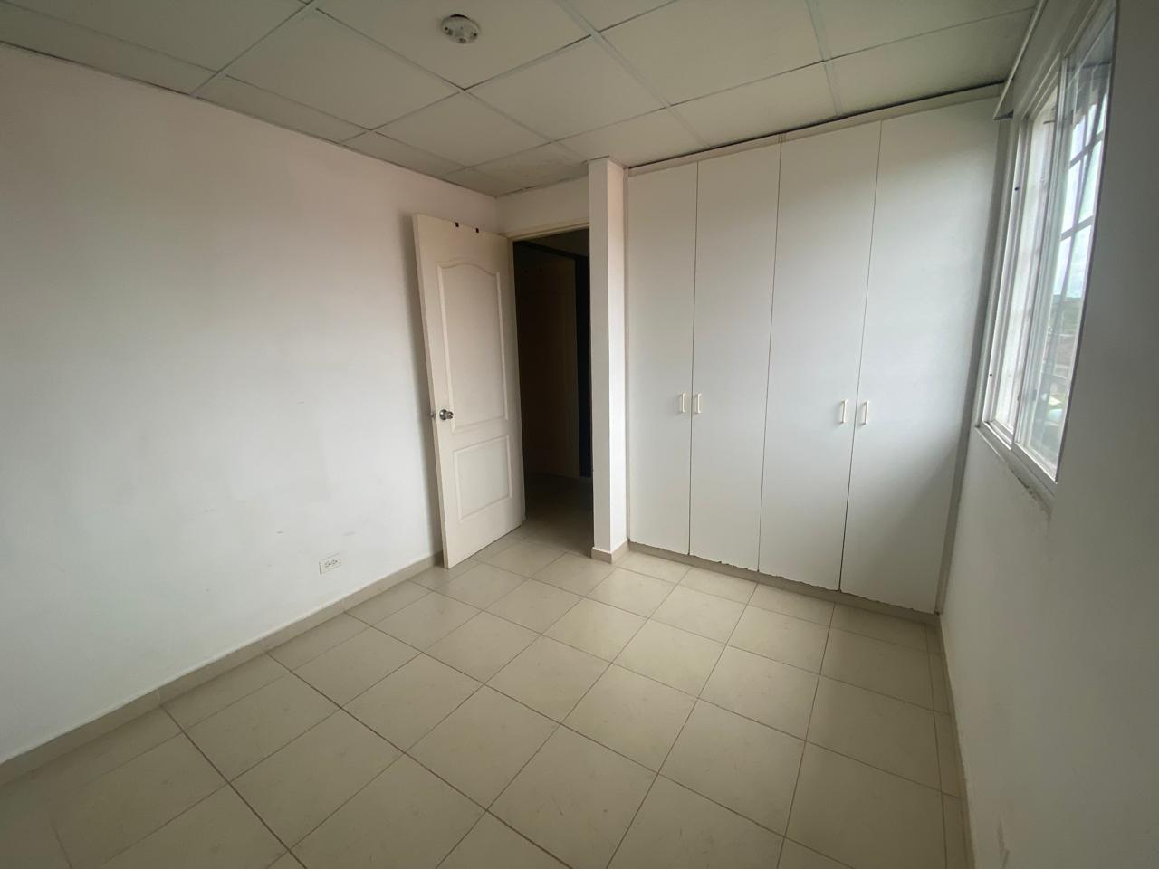 res-0000610d-13.jpg