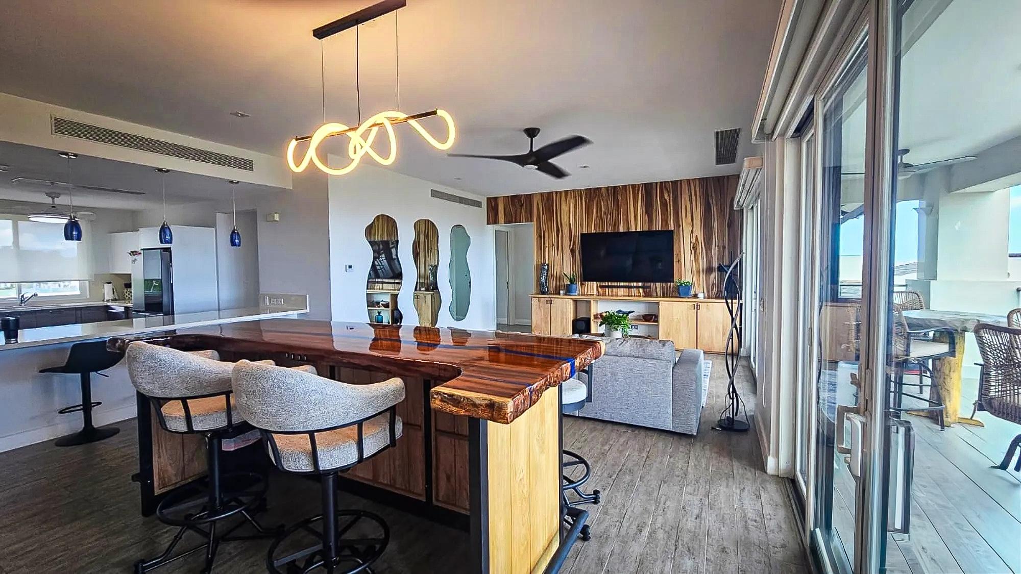 res-00006115-02.jpg