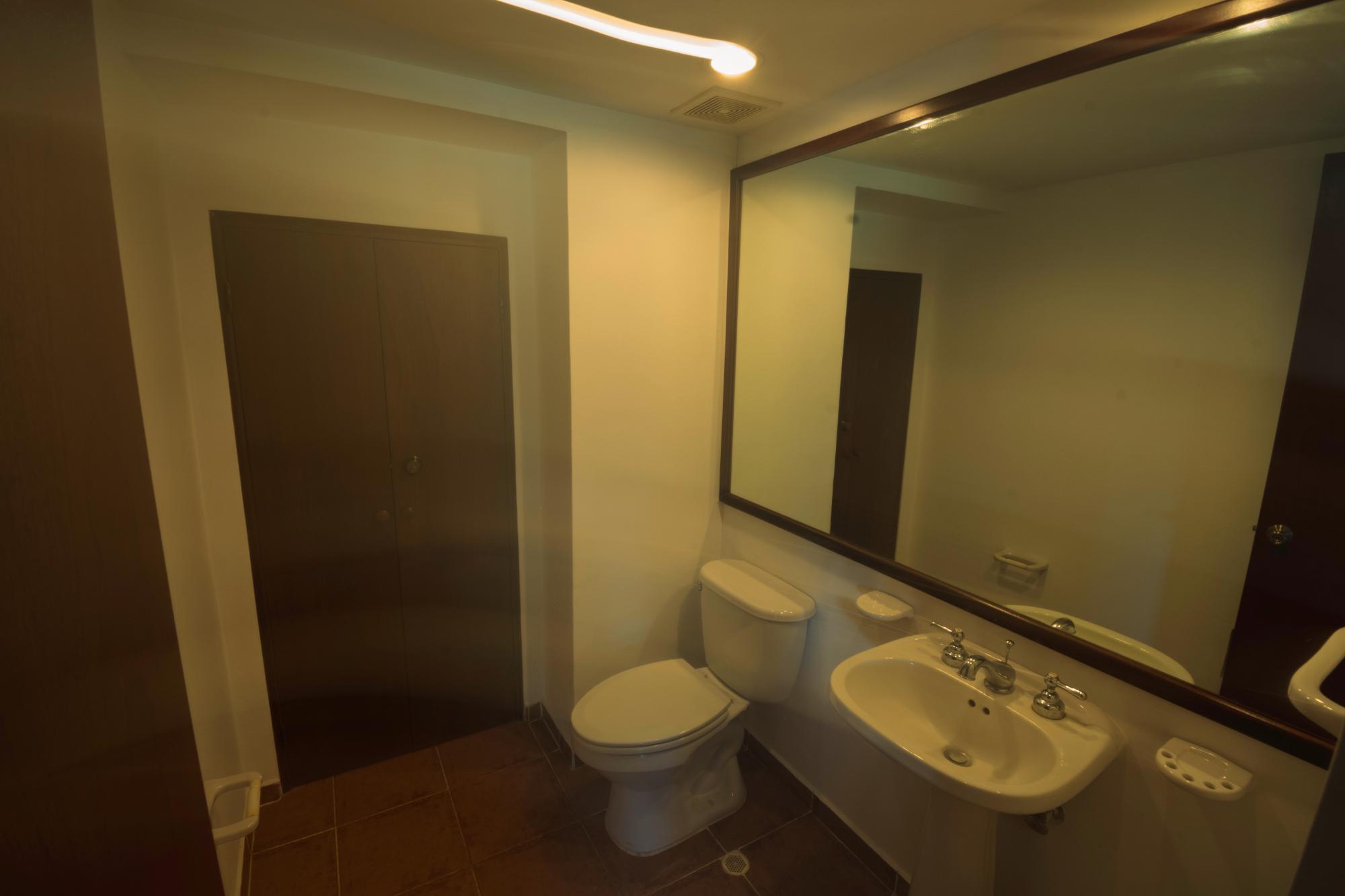 res-00006120-11.jpg