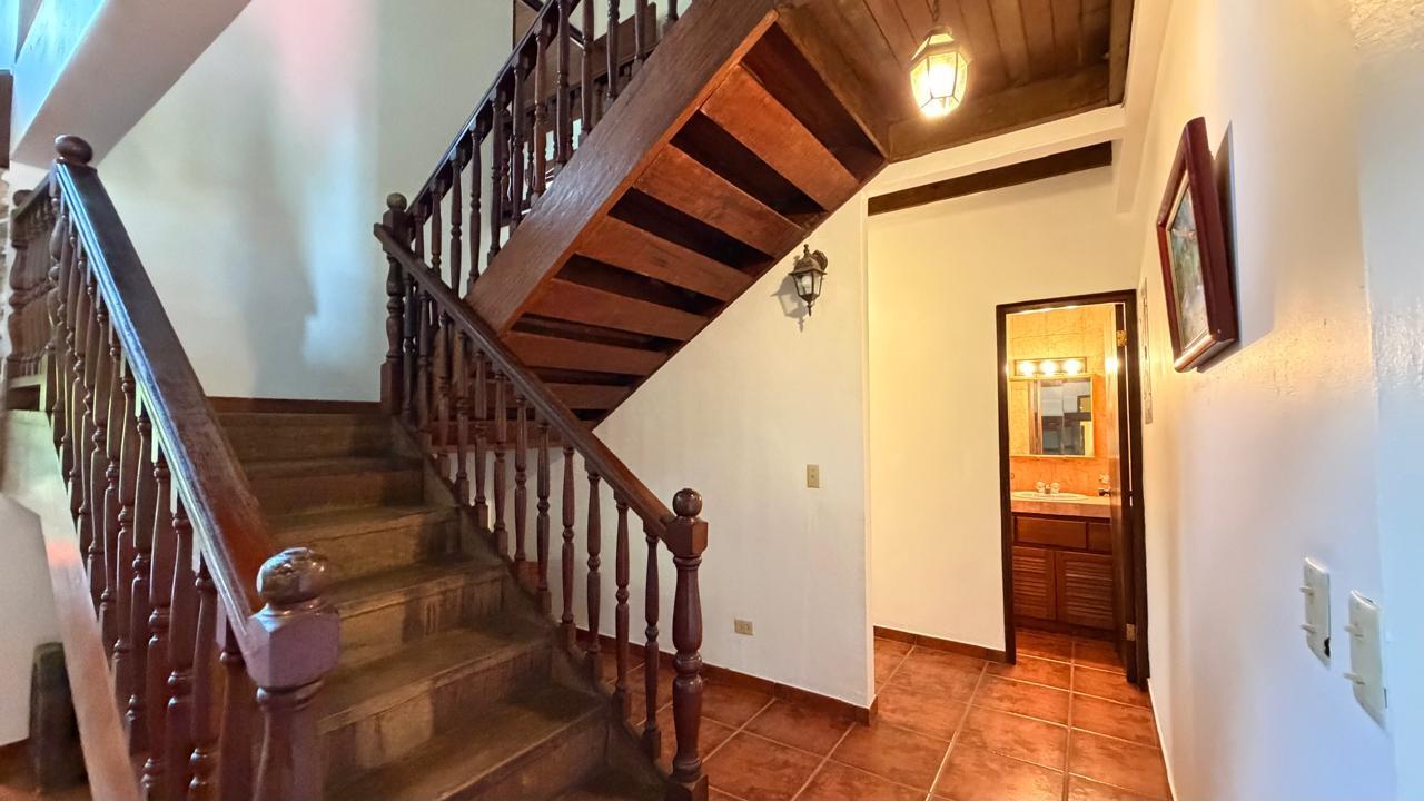 res-00006139-16.jpg