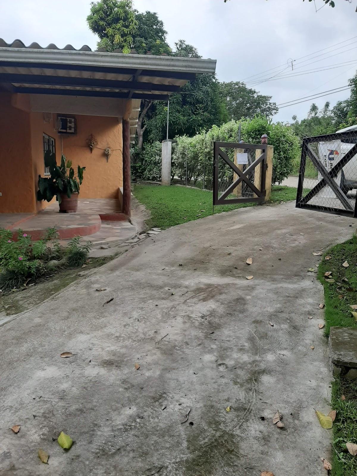 res-000061a2-02.jpg
