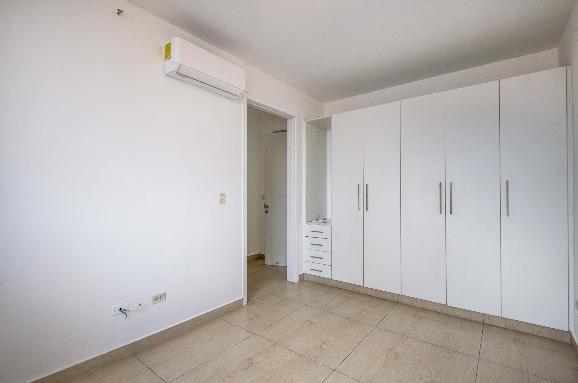 res-000061bd-09.jpg