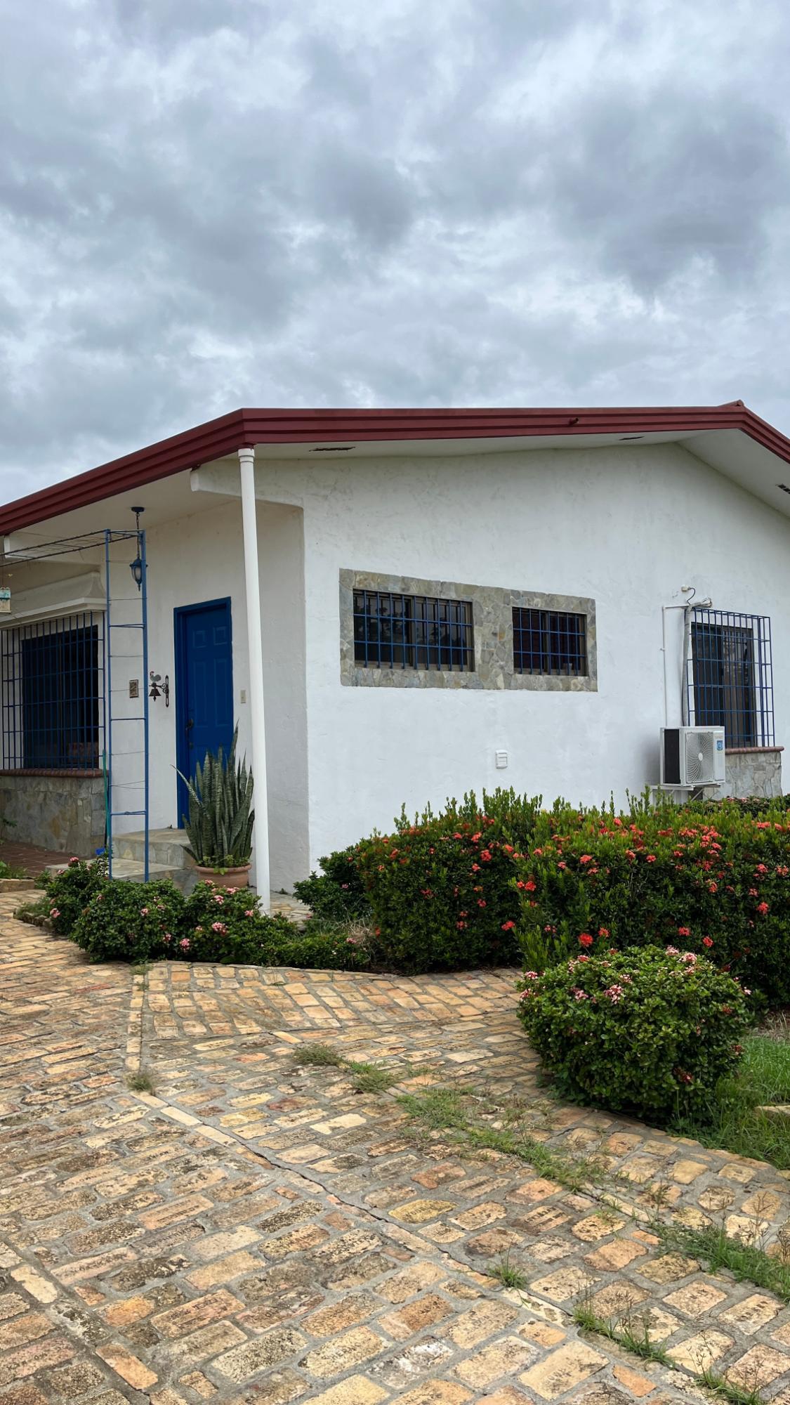res-000061de-07.jpg