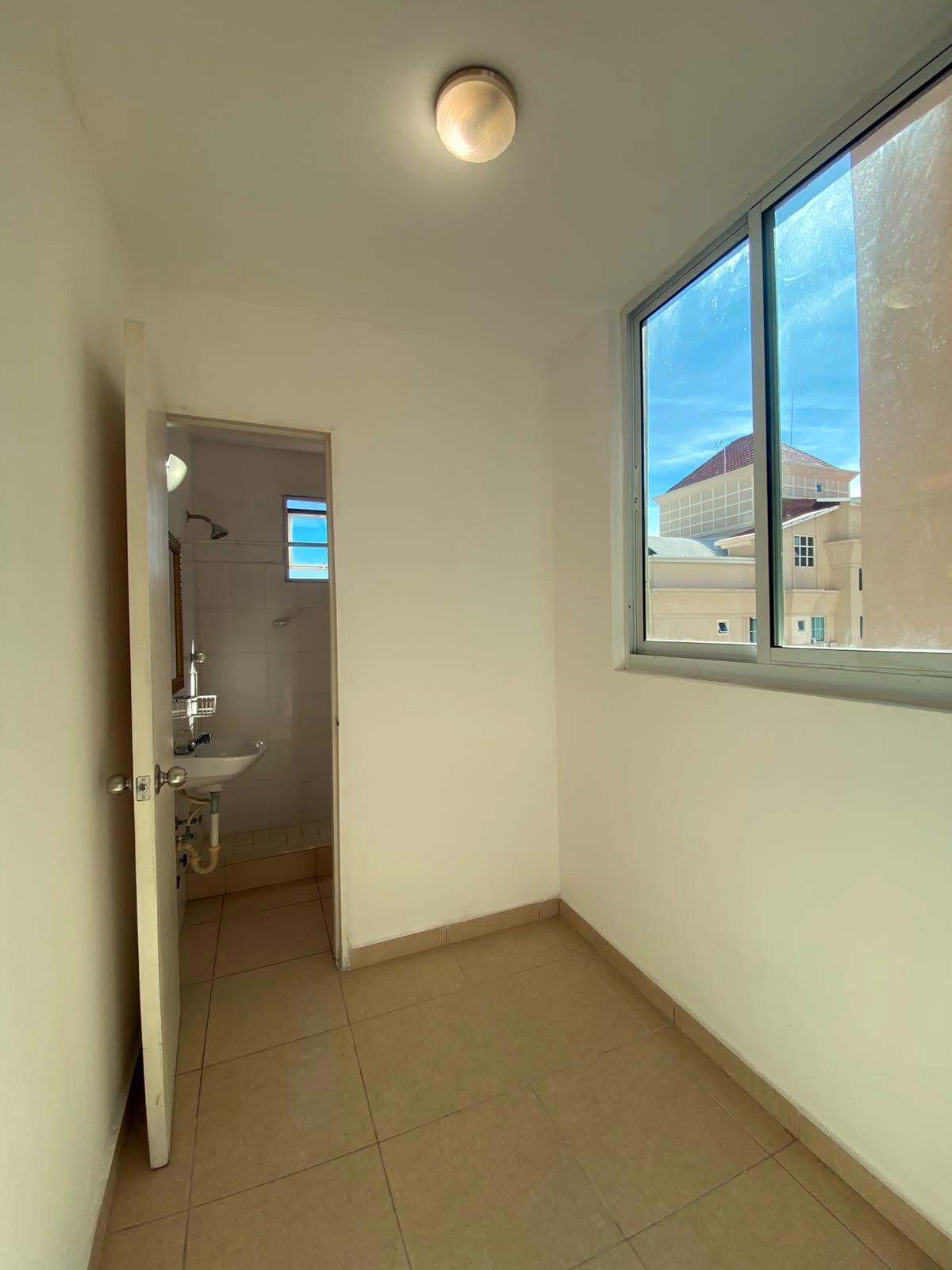 res-000062b3-14.jpg
