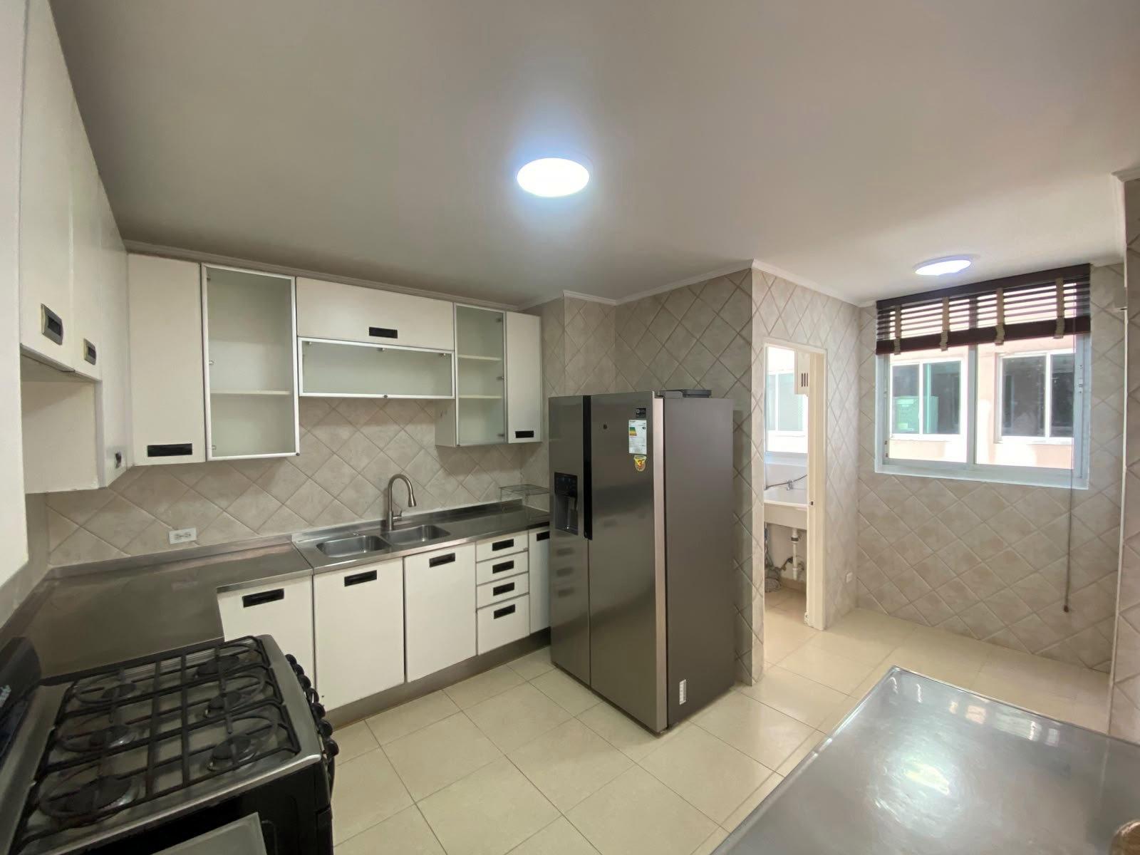 res-000062b3-16.jpg