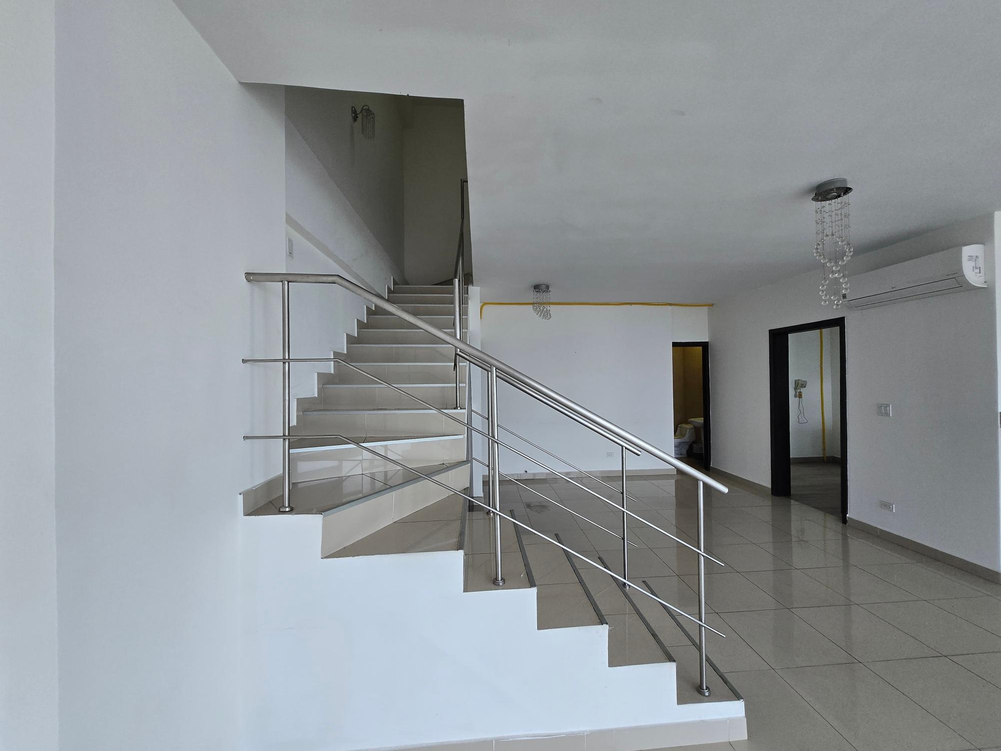 res-000062d8-10.jpg