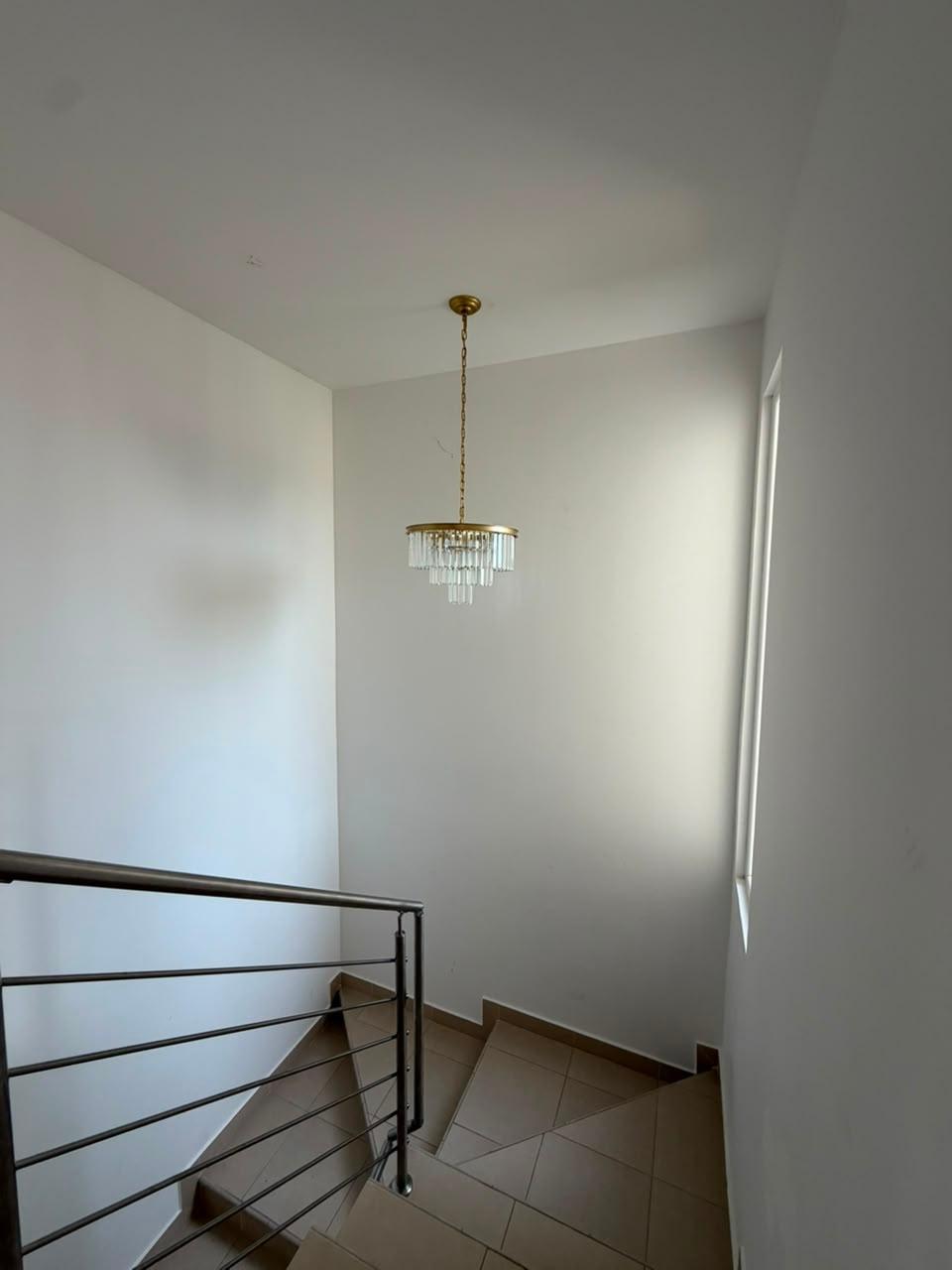 res-000062f4-06.jpg