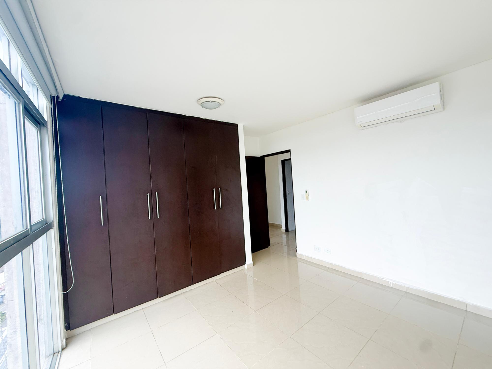 res-00006312-08.jpg