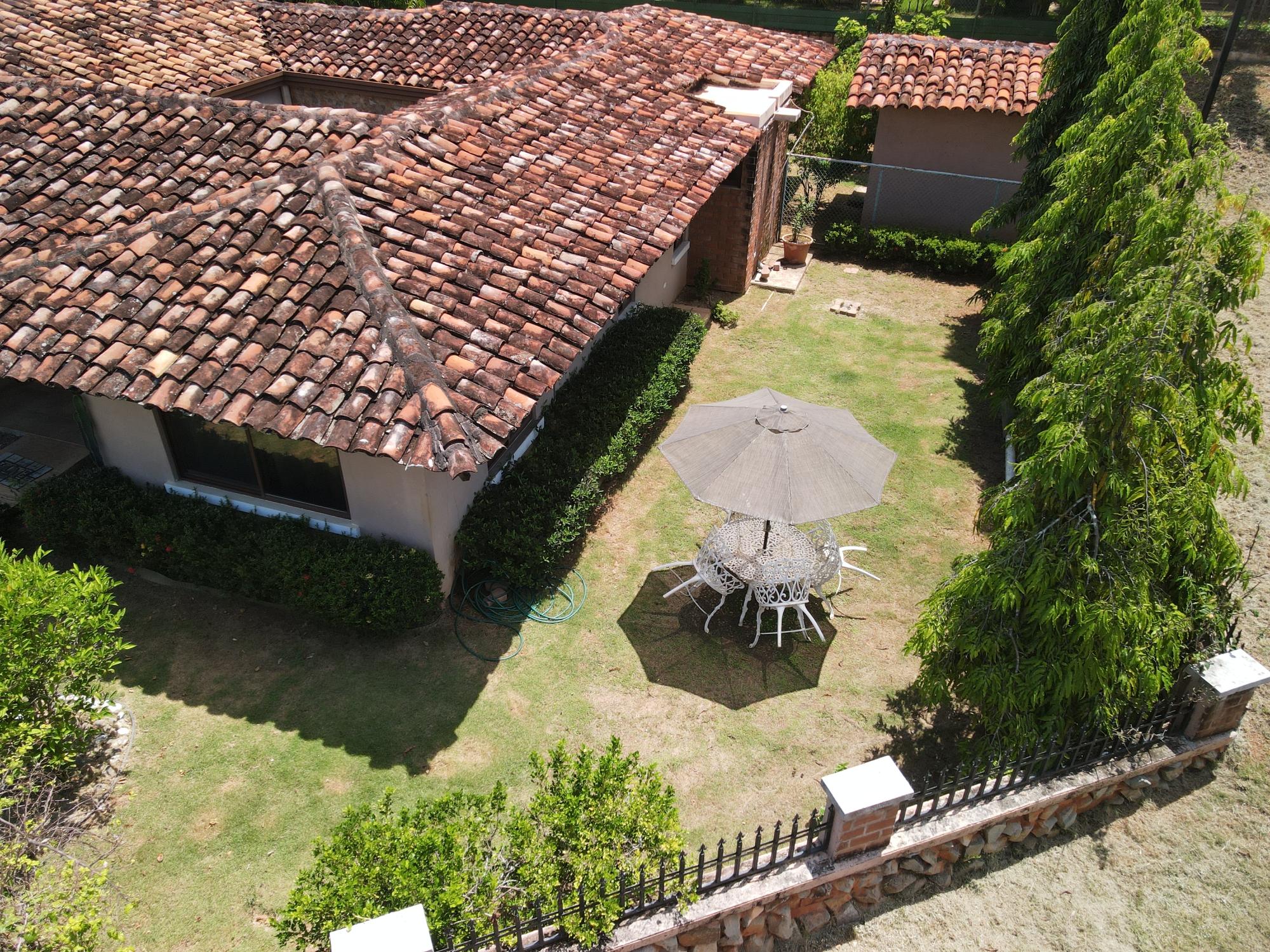 res-00006342-04.jpg