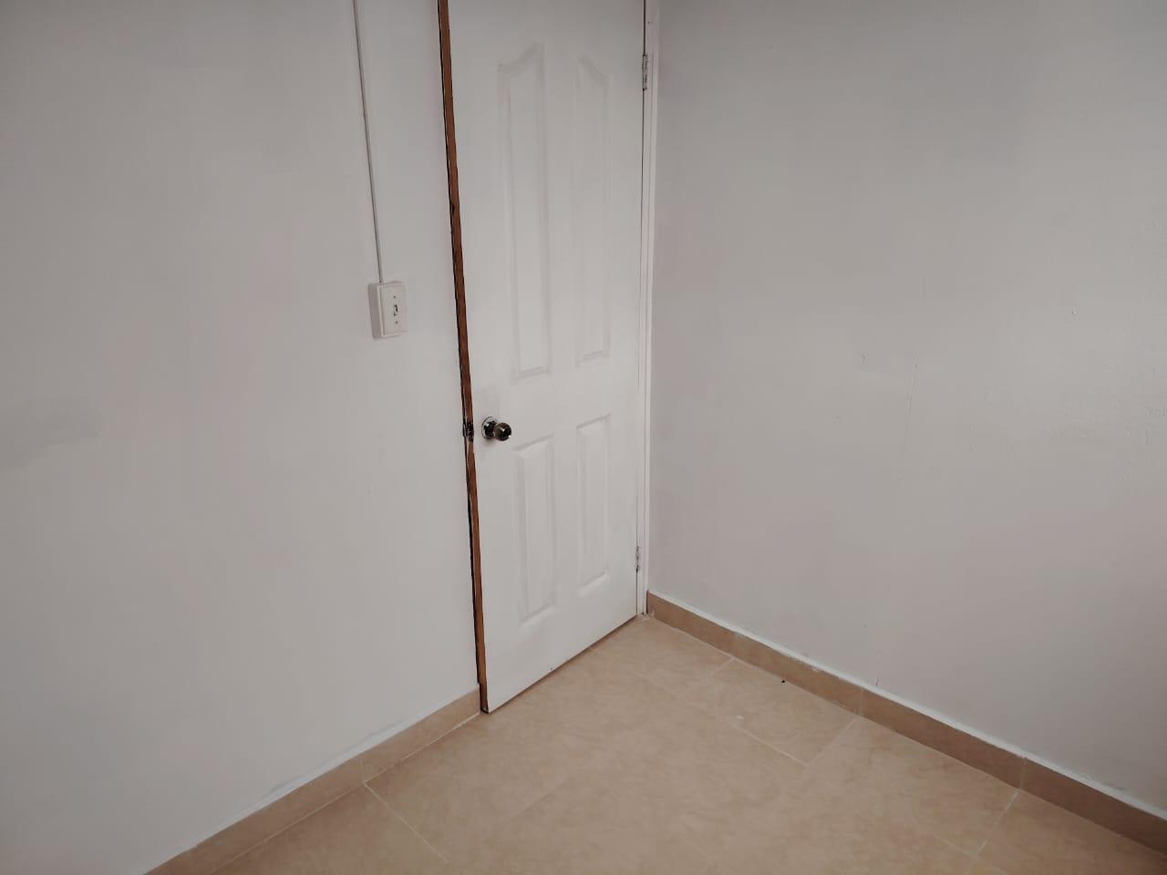 res-00006377-09.jpg