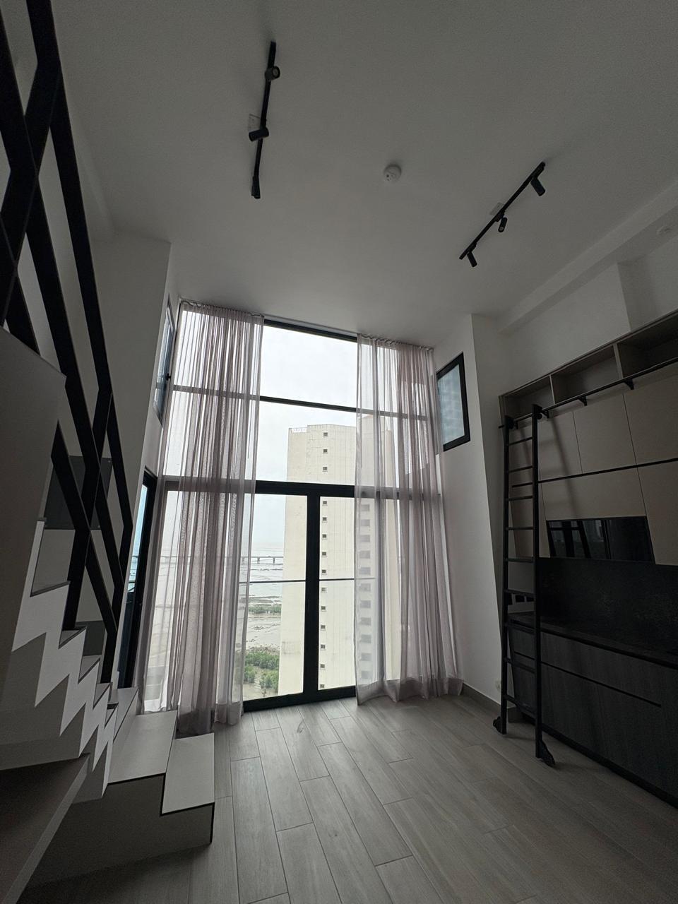res-0000638d-04.jpg