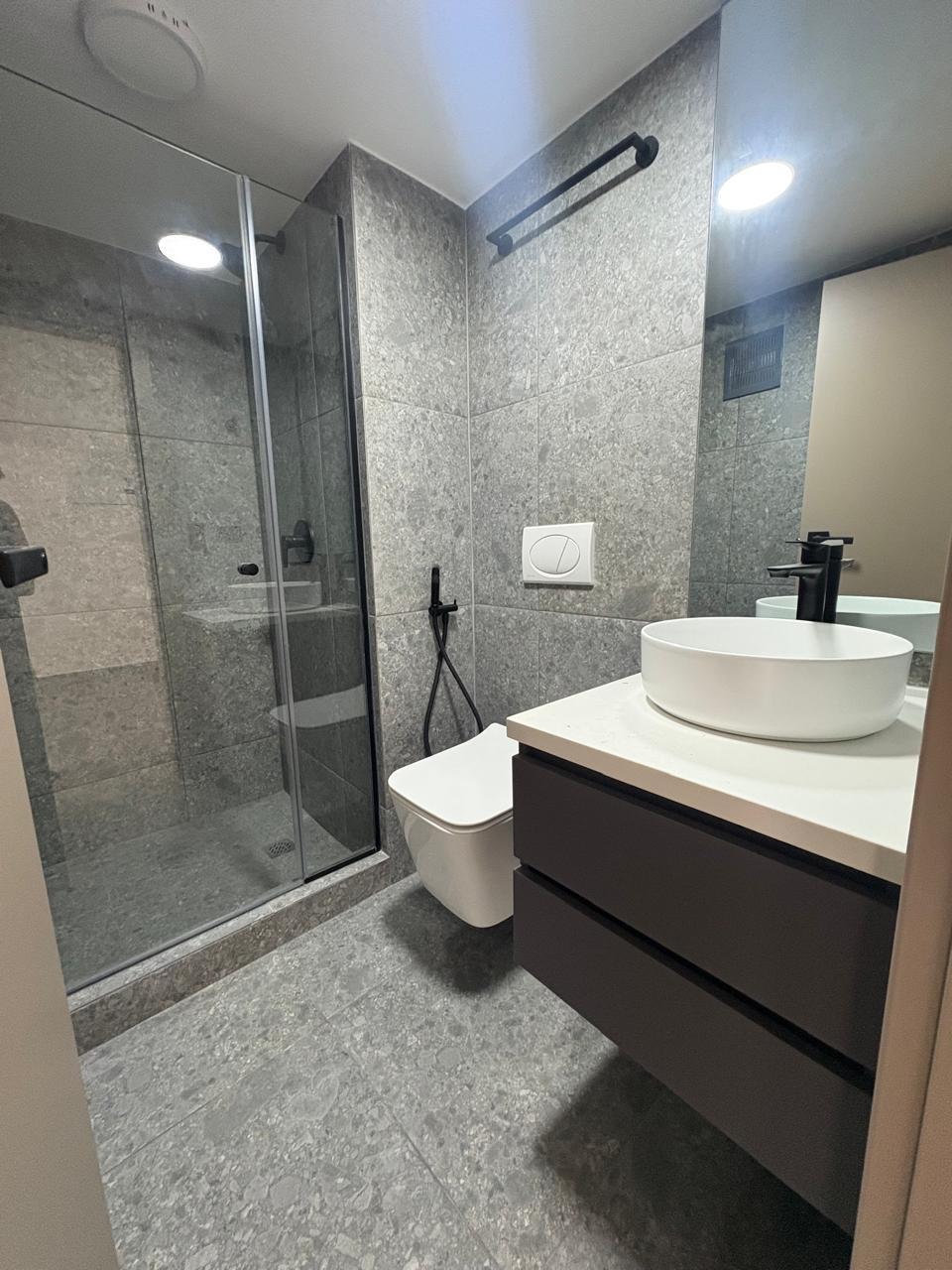 res-0000638d-12.jpg
