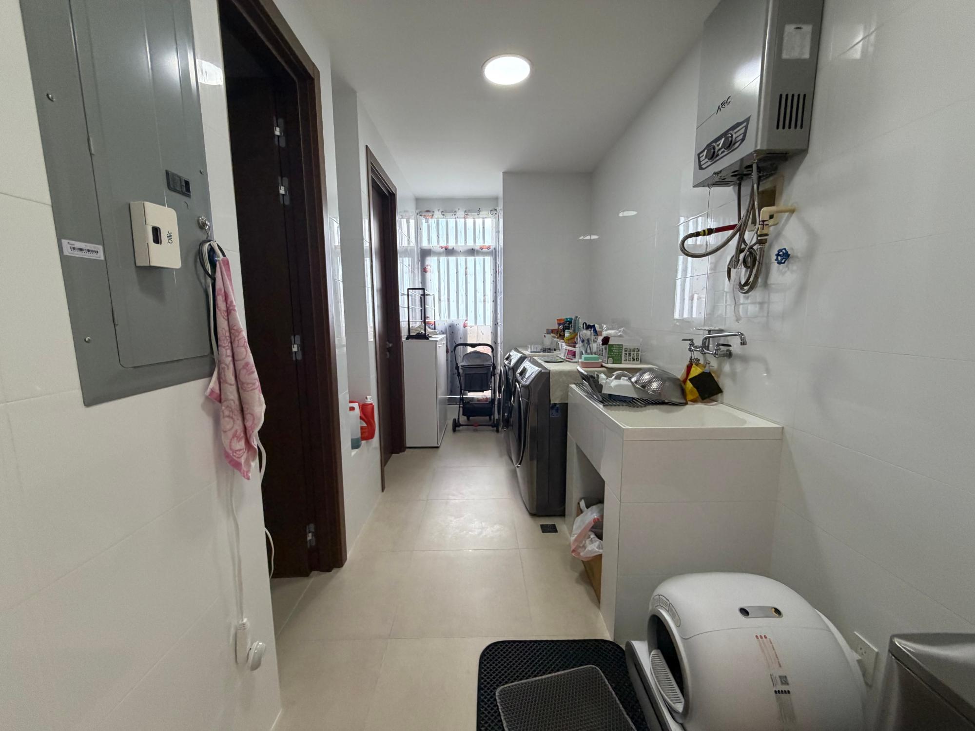 res-000063b9-14.jpg