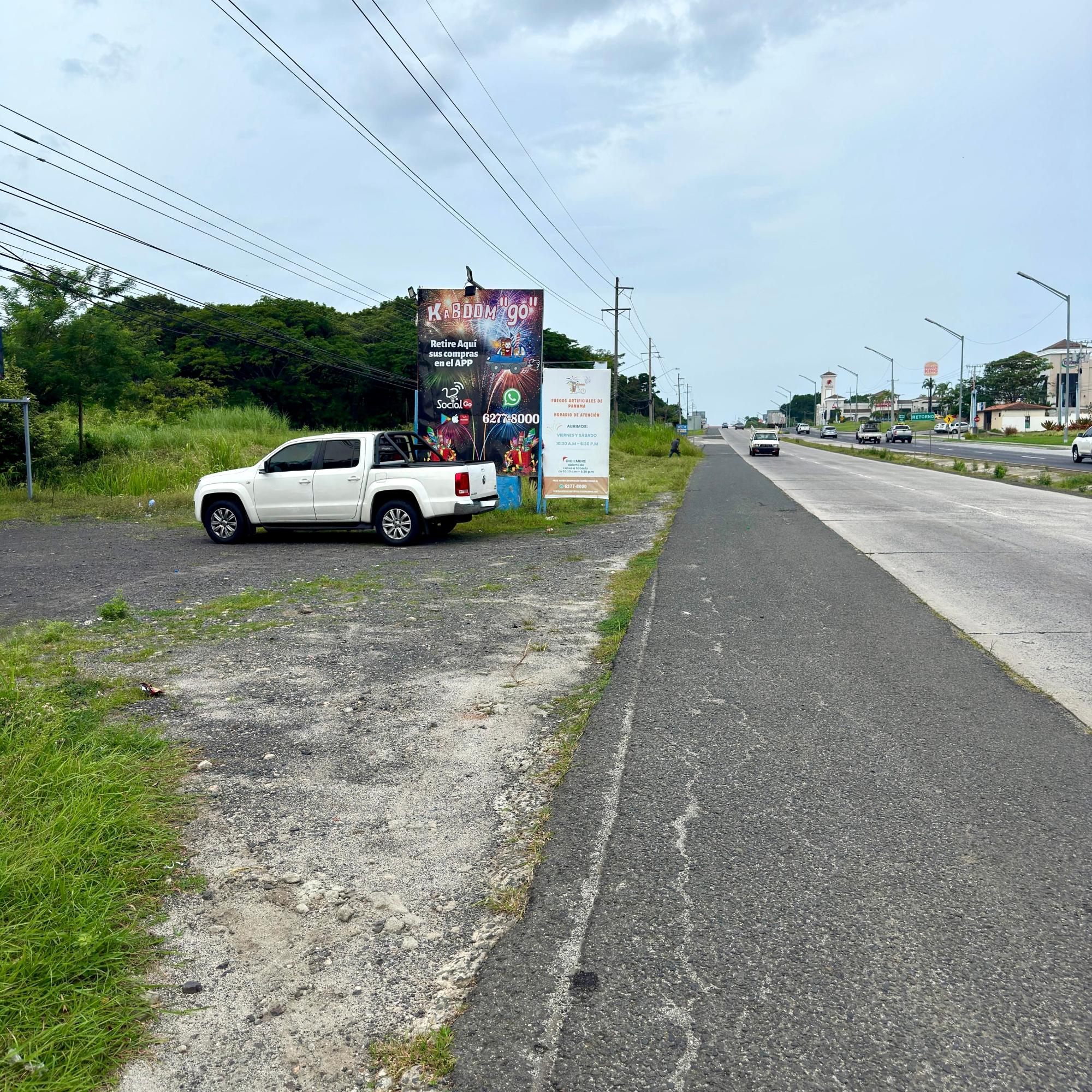 com-0000633a-09.jpg