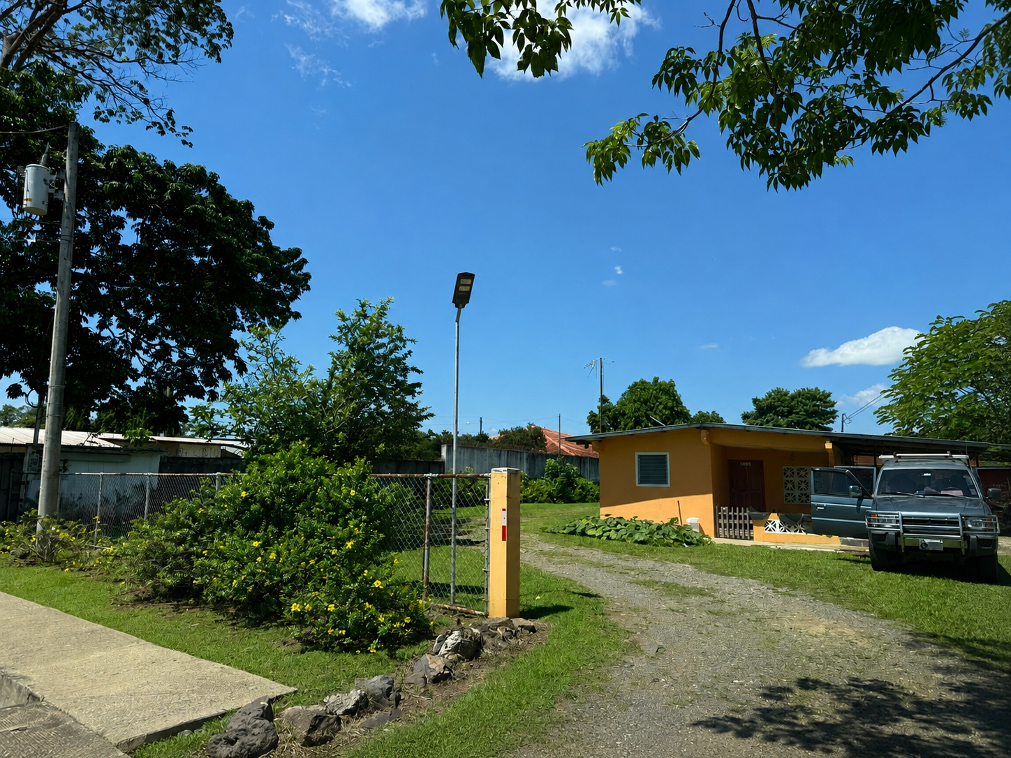 com-000063e2-01.jpg