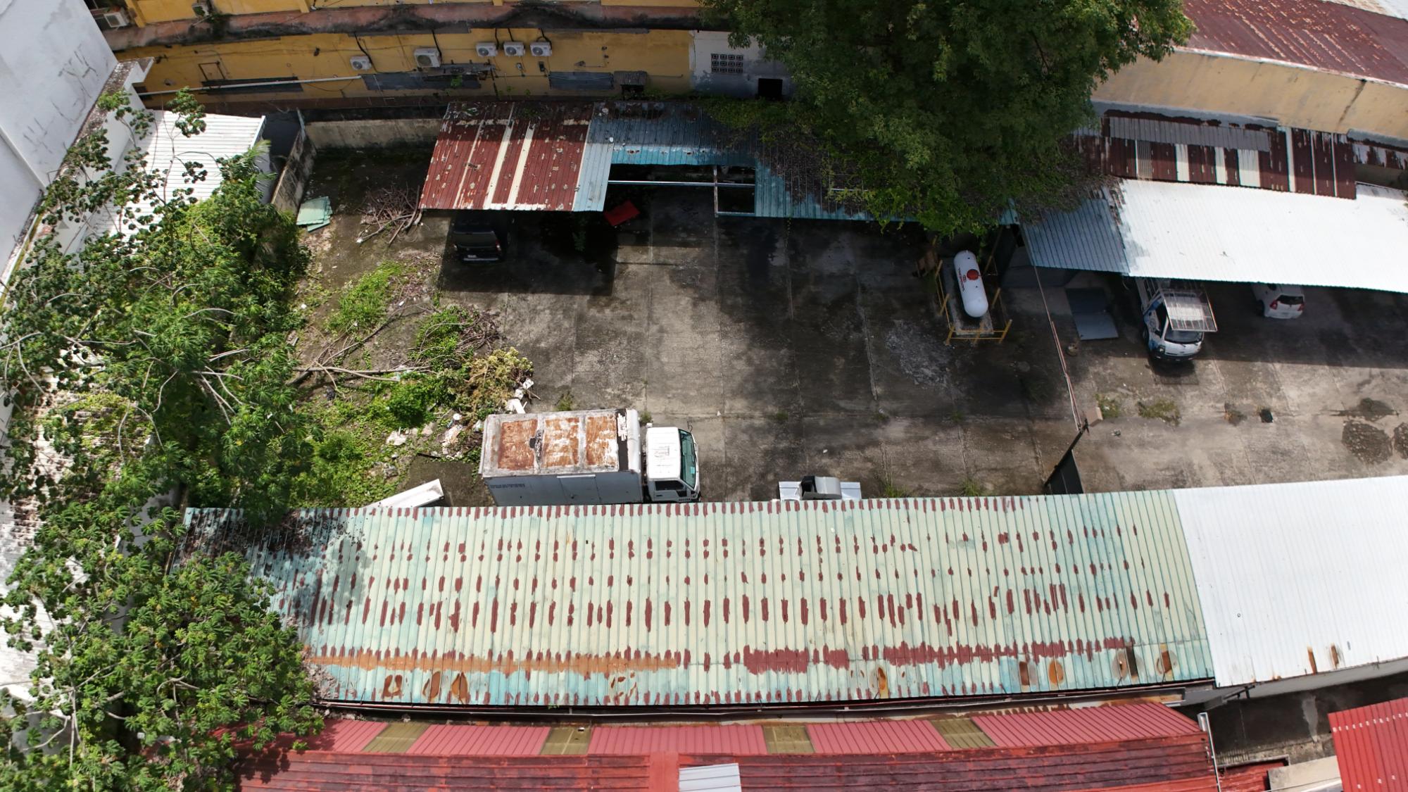 com-00006483-18.jpg