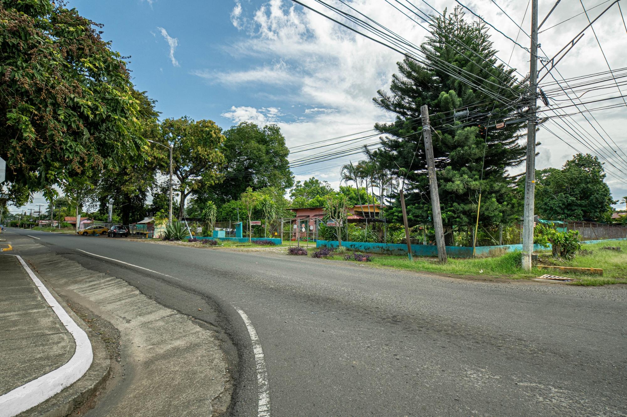 com-00006492-07.jpg